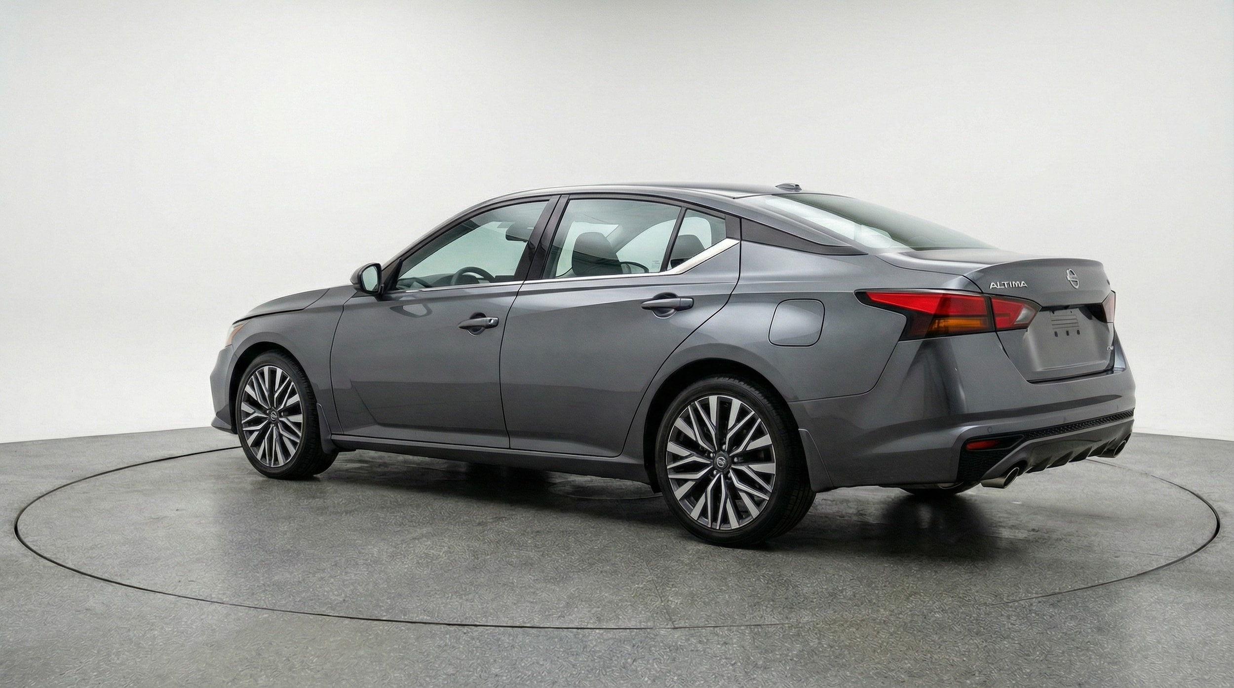 Thumbnail: 2025 Nissan Altima - 5