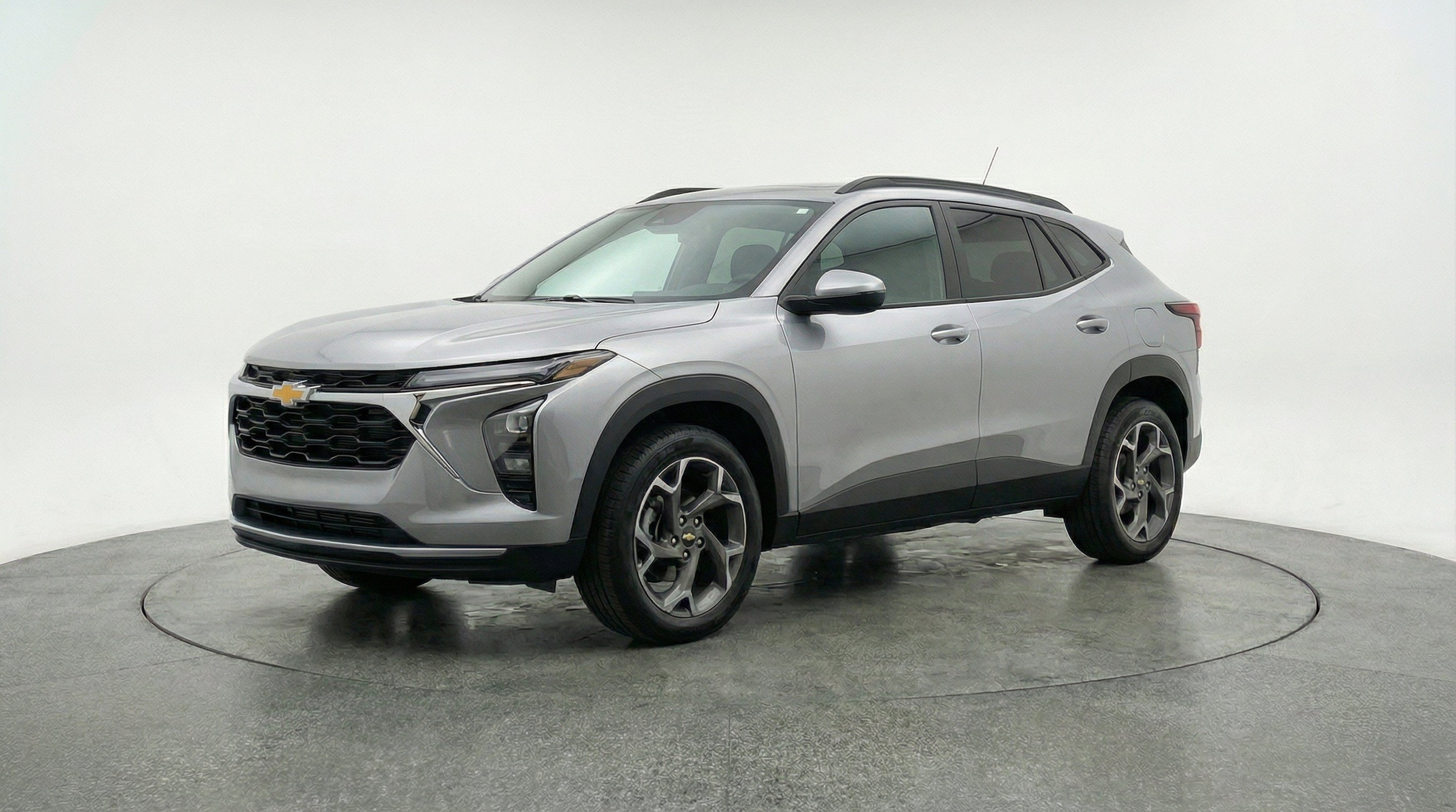 Thumbnail: 2025 Chevrolet Trax - 3