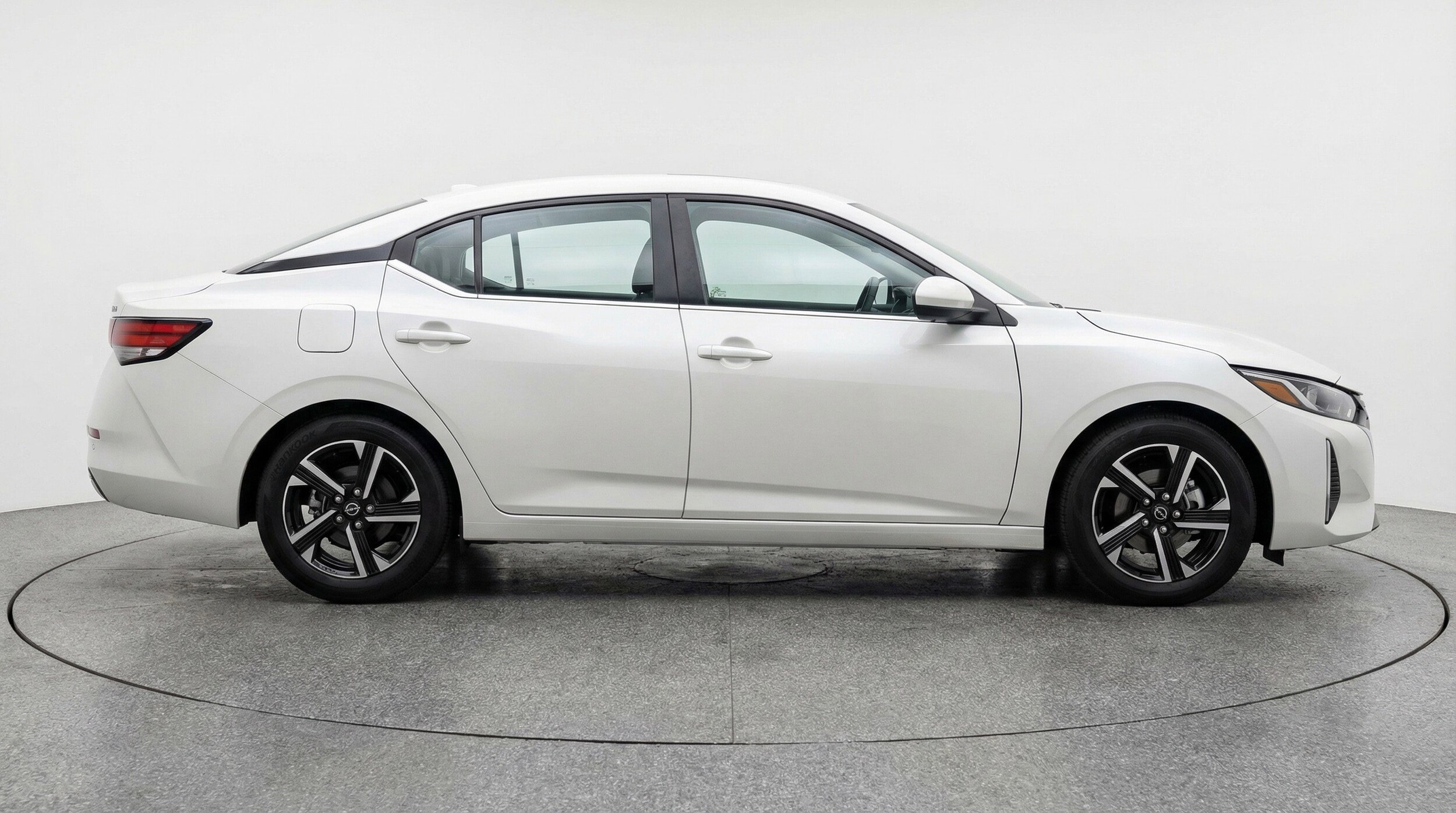 Thumbnail: 2025 Nissan Sentra - 11