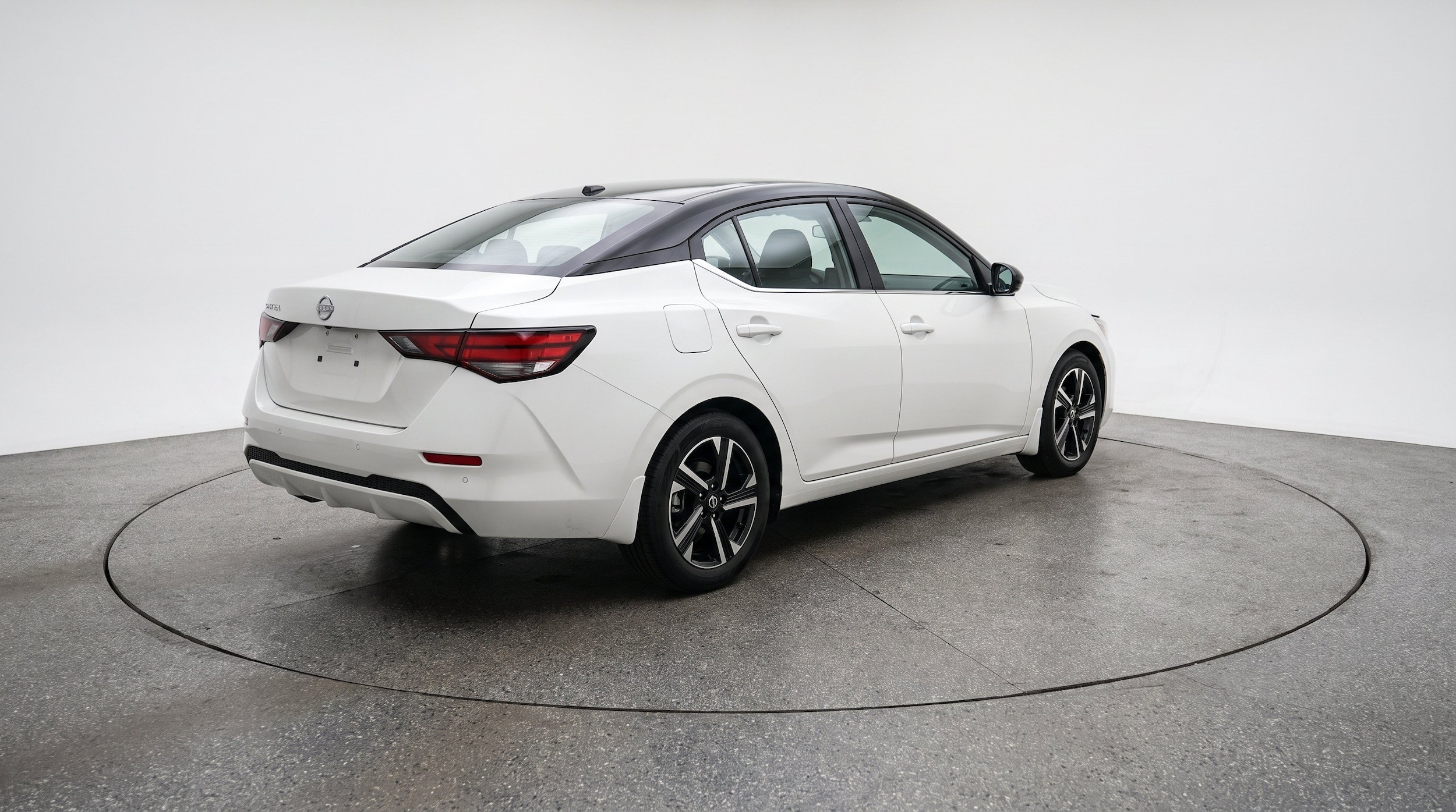 Thumbnail: 2025 Nissan Sentra - 9
