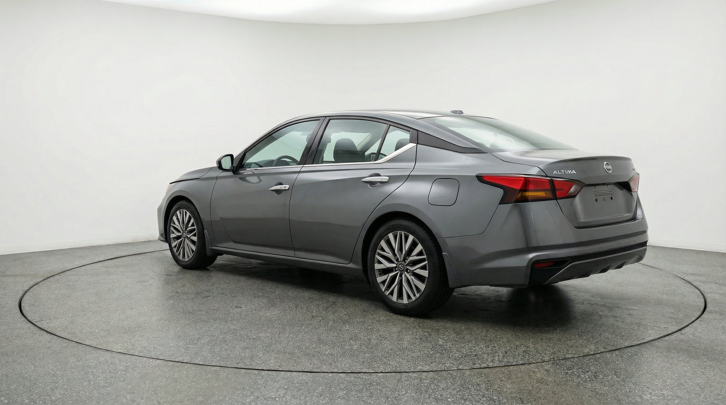 Thumbnail: 2025 Nissan Altima - 6