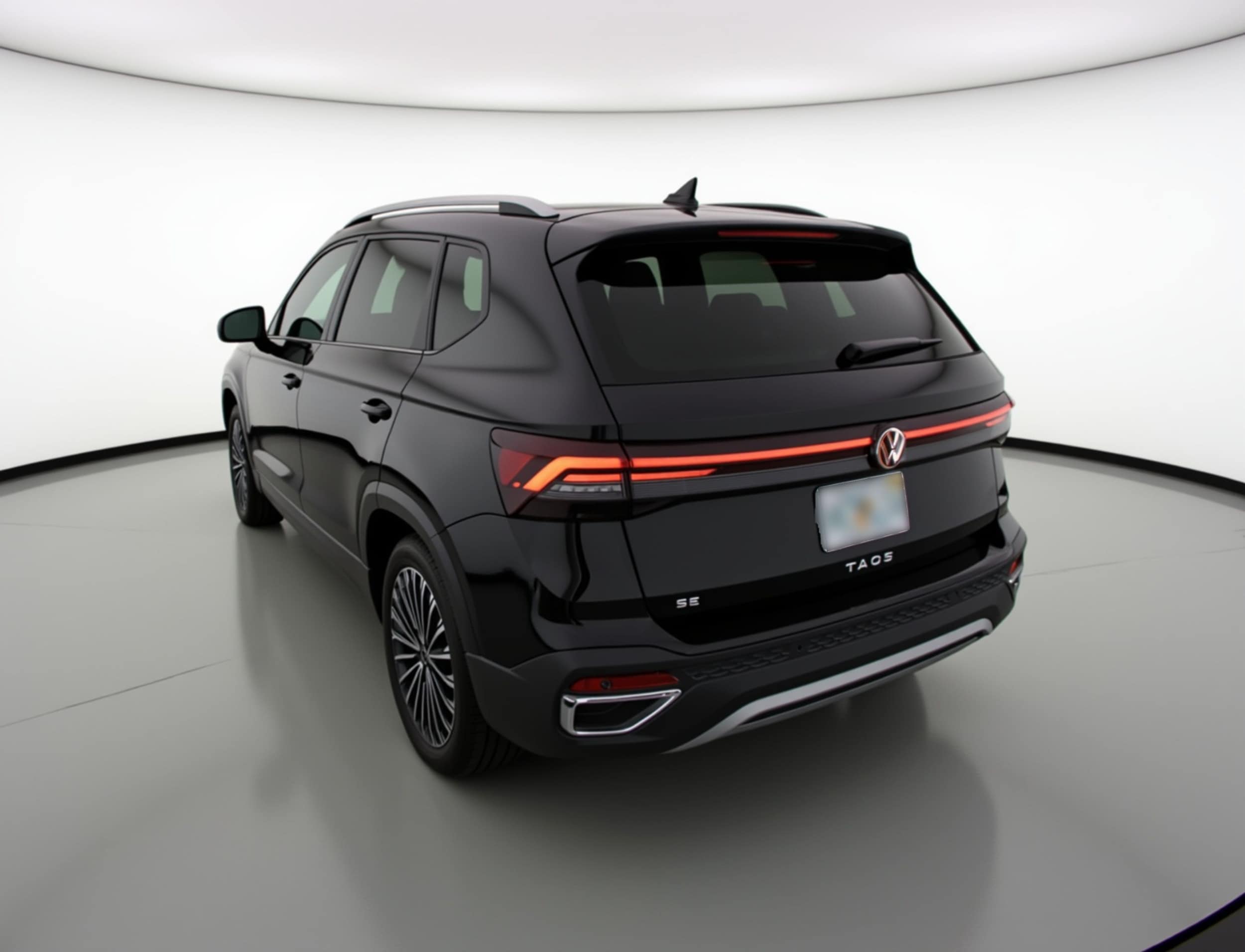 Thumbnail: 2025 Volkswagen Taos - 5