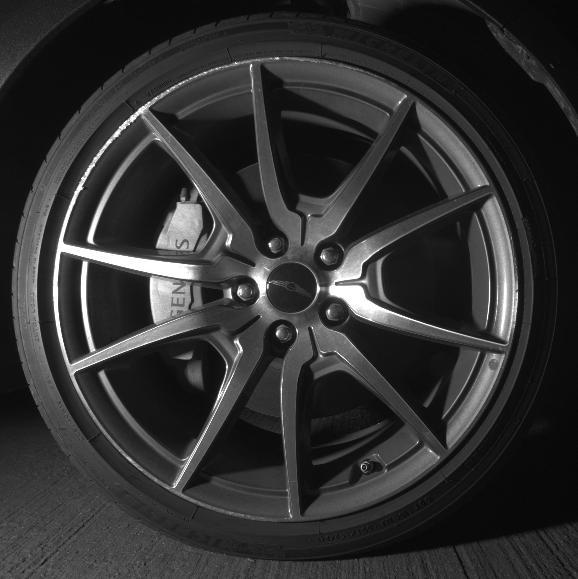 Thumbnail: 2025 Genesis G70 - 10