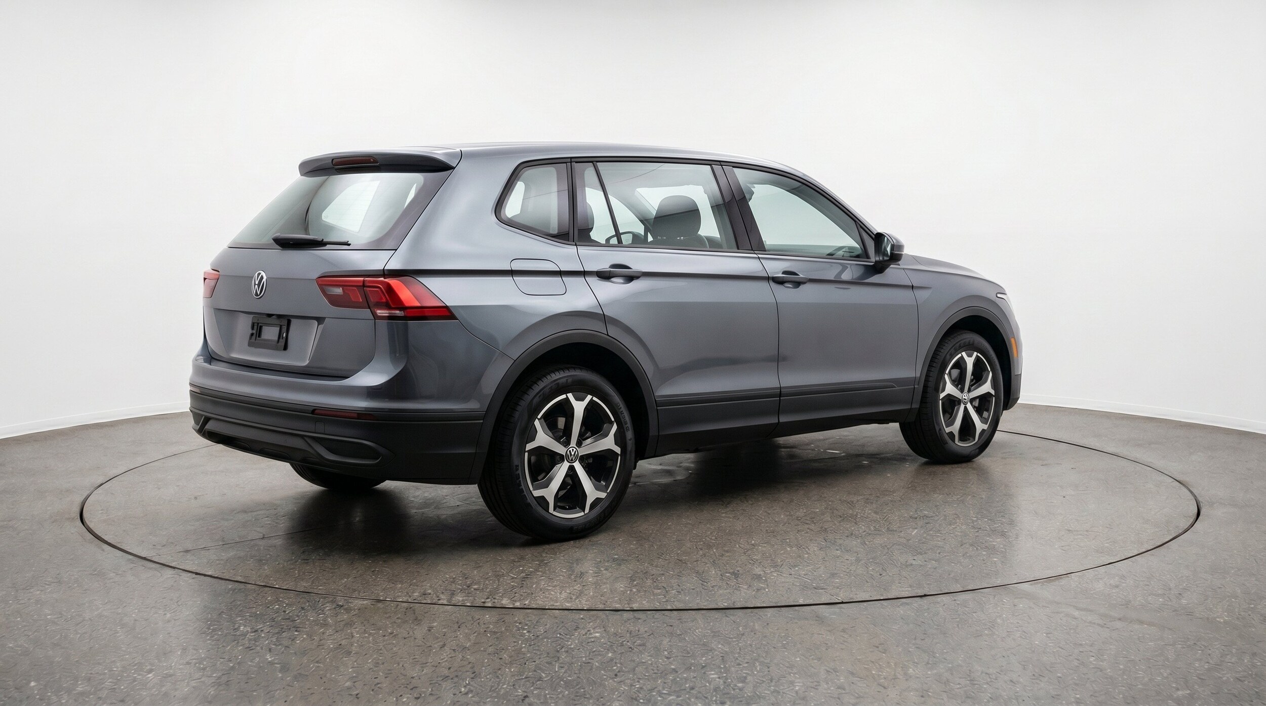 Thumbnail: 2026 Volkswagen Tiguan - 9