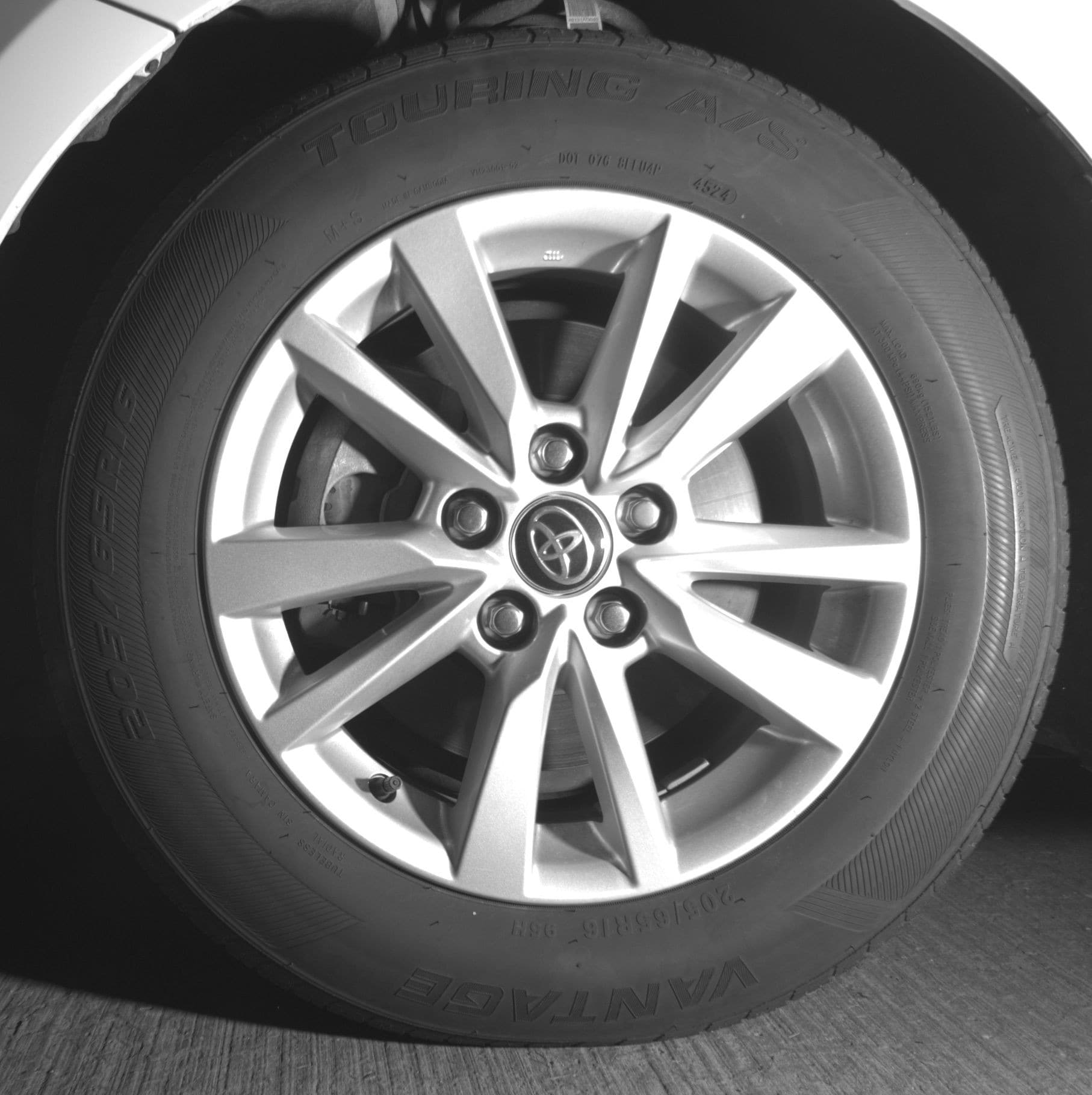 Thumbnail: 2025 Toyota Camry - 9