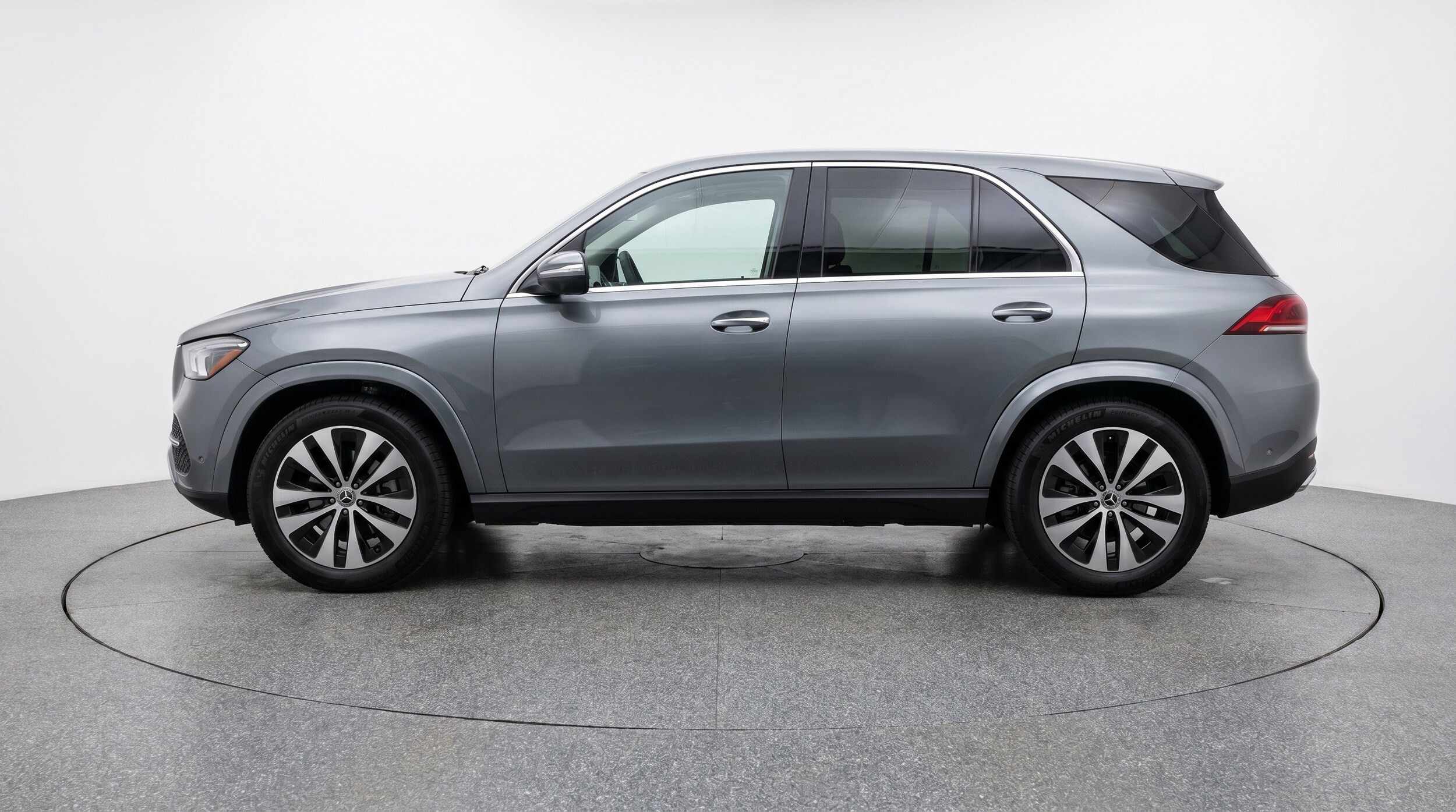 Thumbnail: 2026 Mercedes-Benz GLE - 5