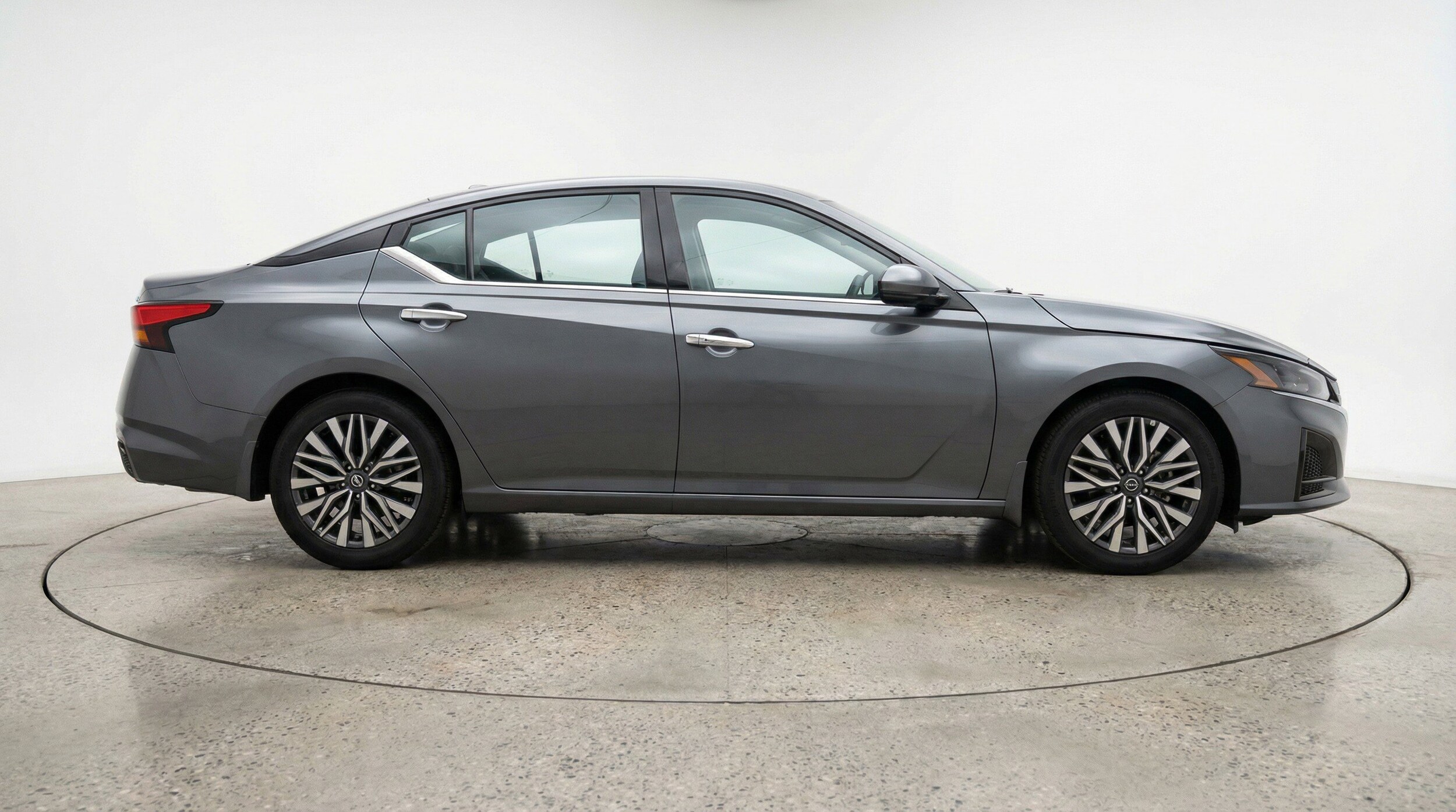 Thumbnail: 2025 Nissan Altima - 11