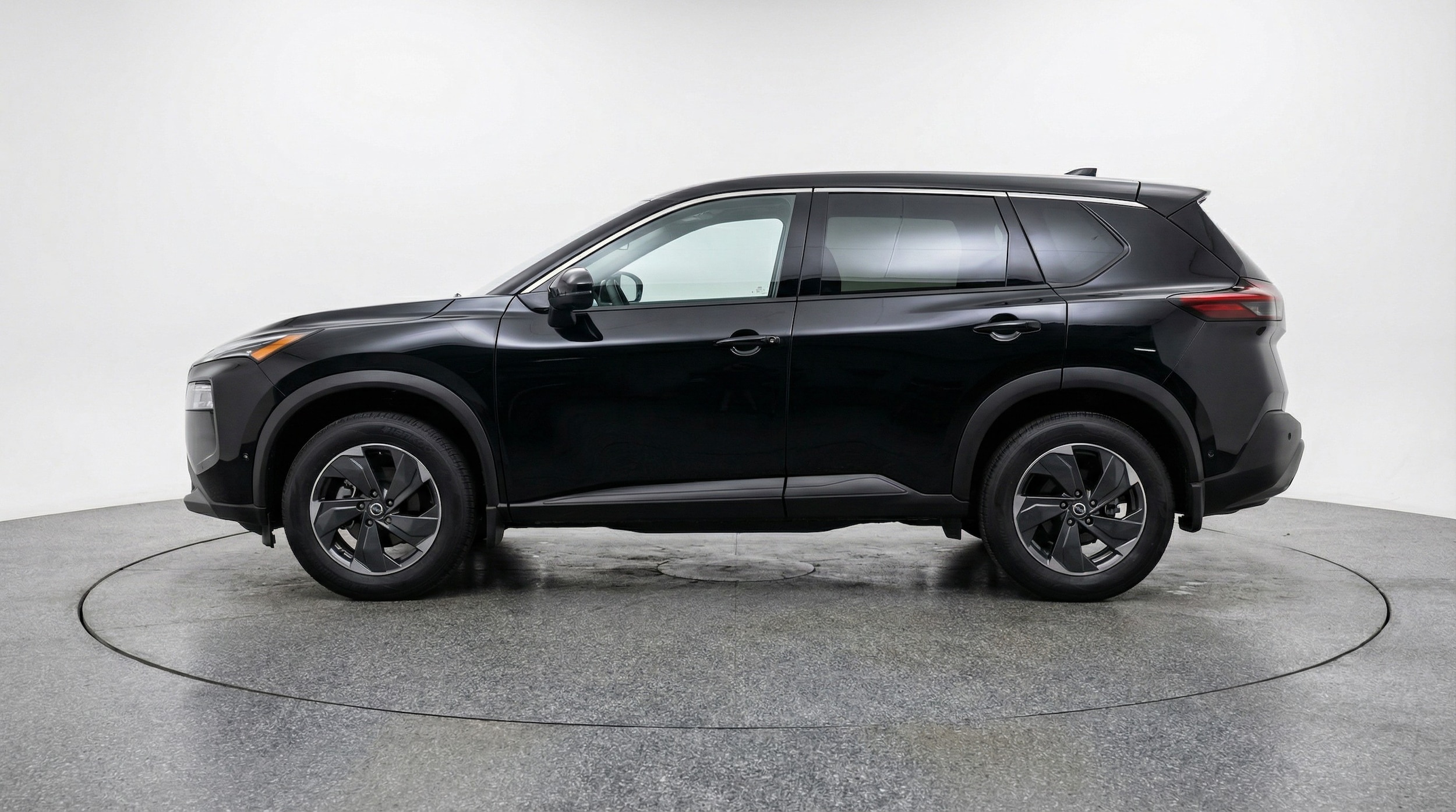 Thumbnail: 2025 Nissan Rogue - 4