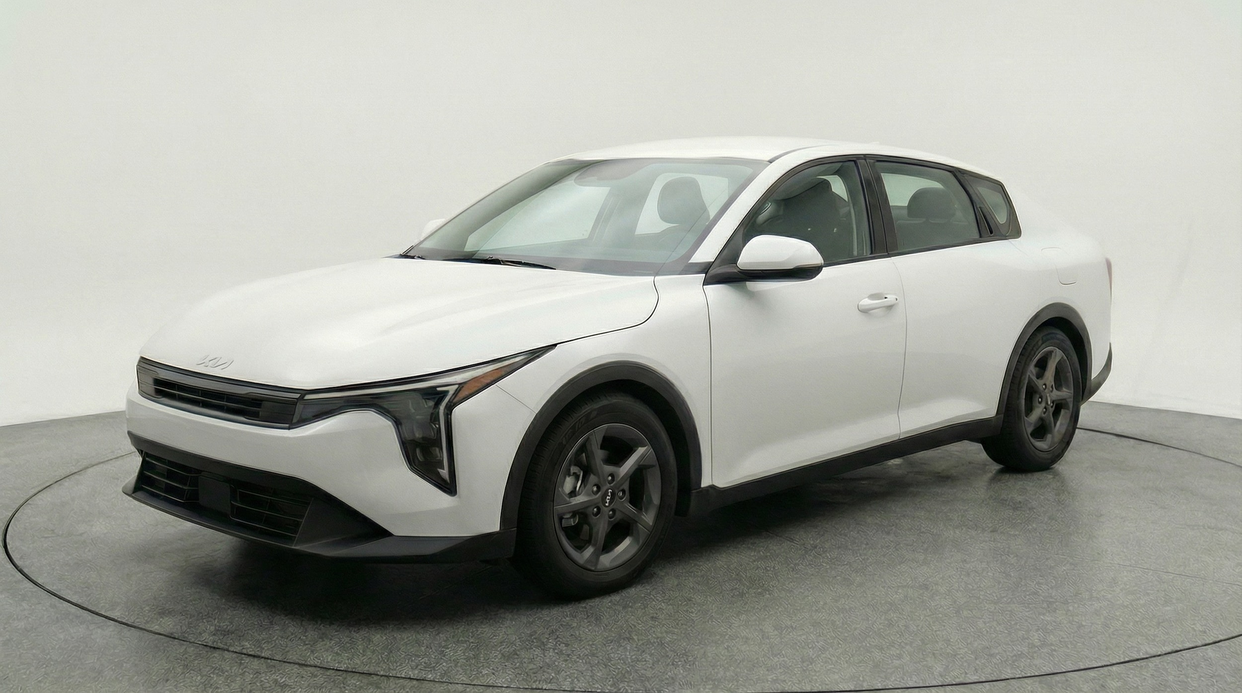 Thumbnail: 2025 Kia K4 - 3