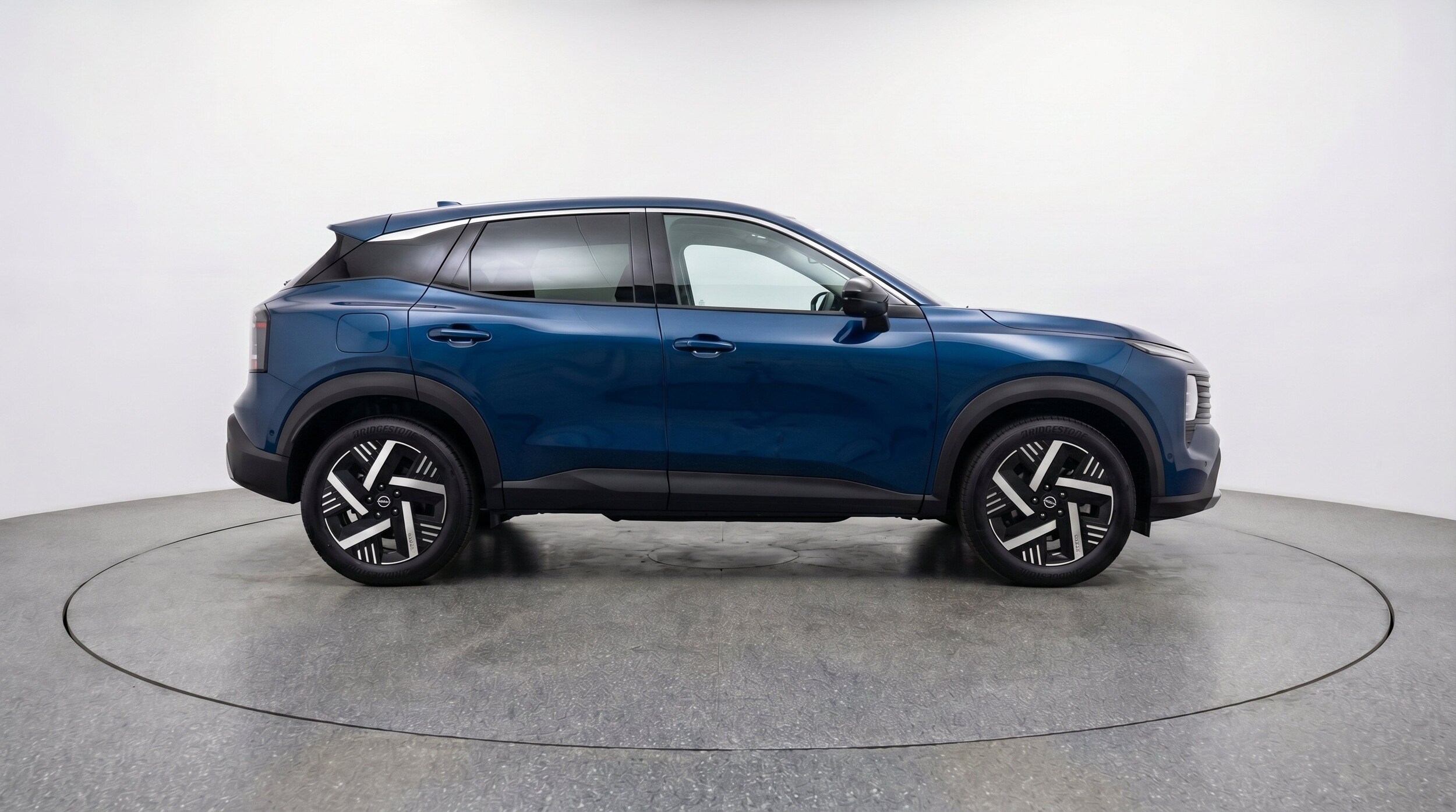 Thumbnail: 2026 Nissan Kicks - 11