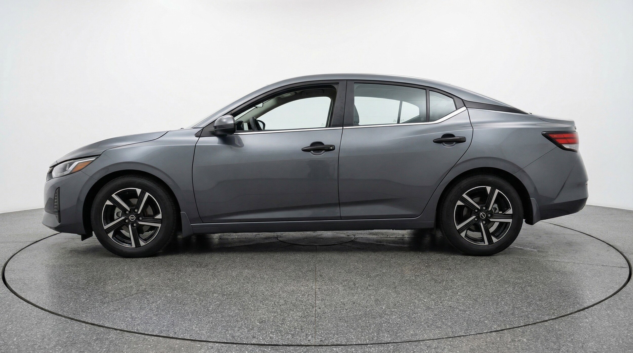 Thumbnail: 2025 Nissan Sentra - 5