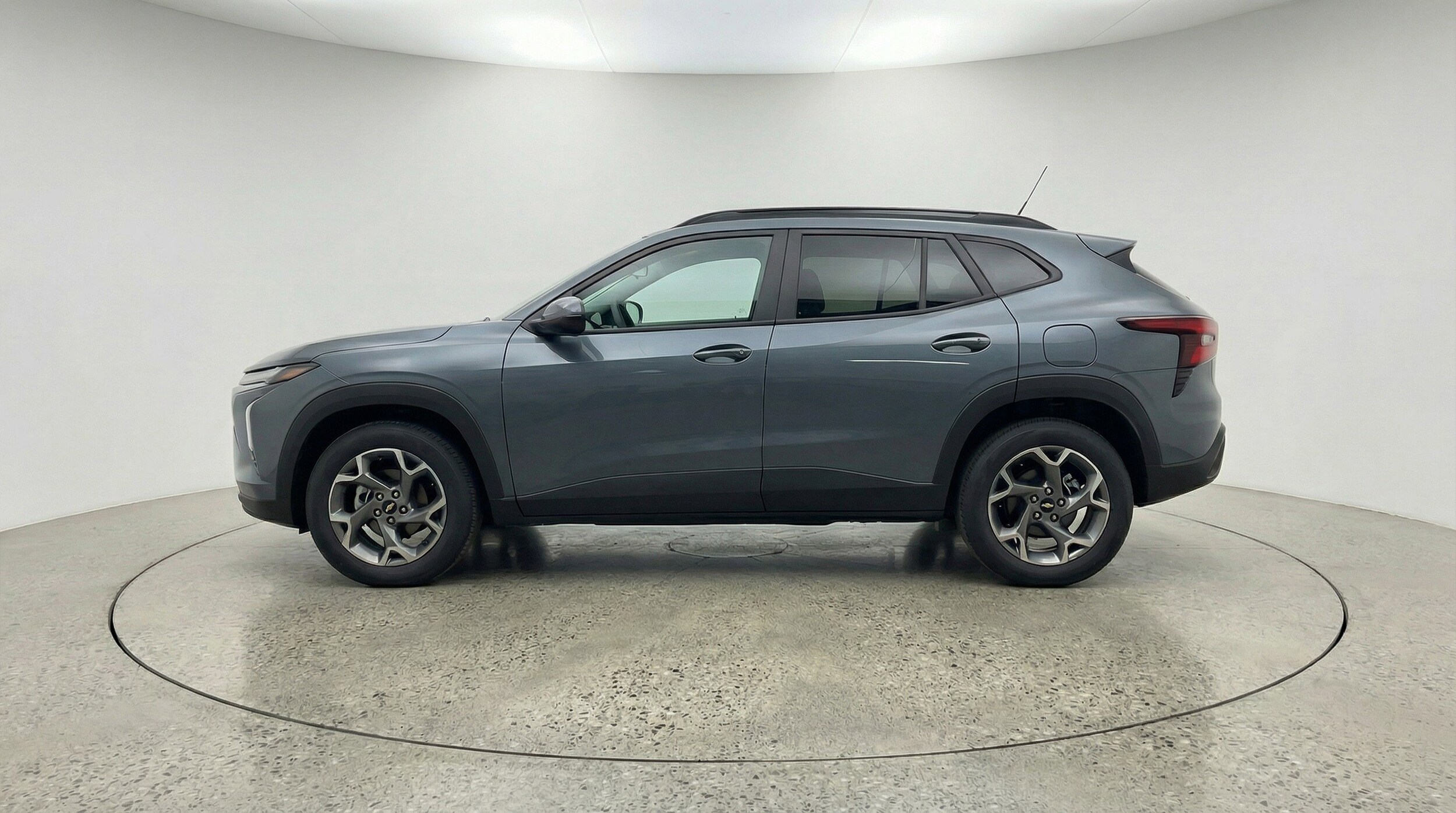 Thumbnail: 2025 Chevrolet Trax - 5