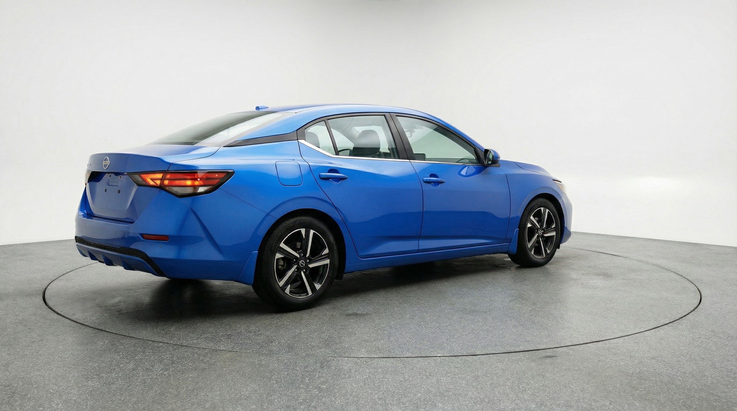 Thumbnail: 2025 Nissan Sentra - 9