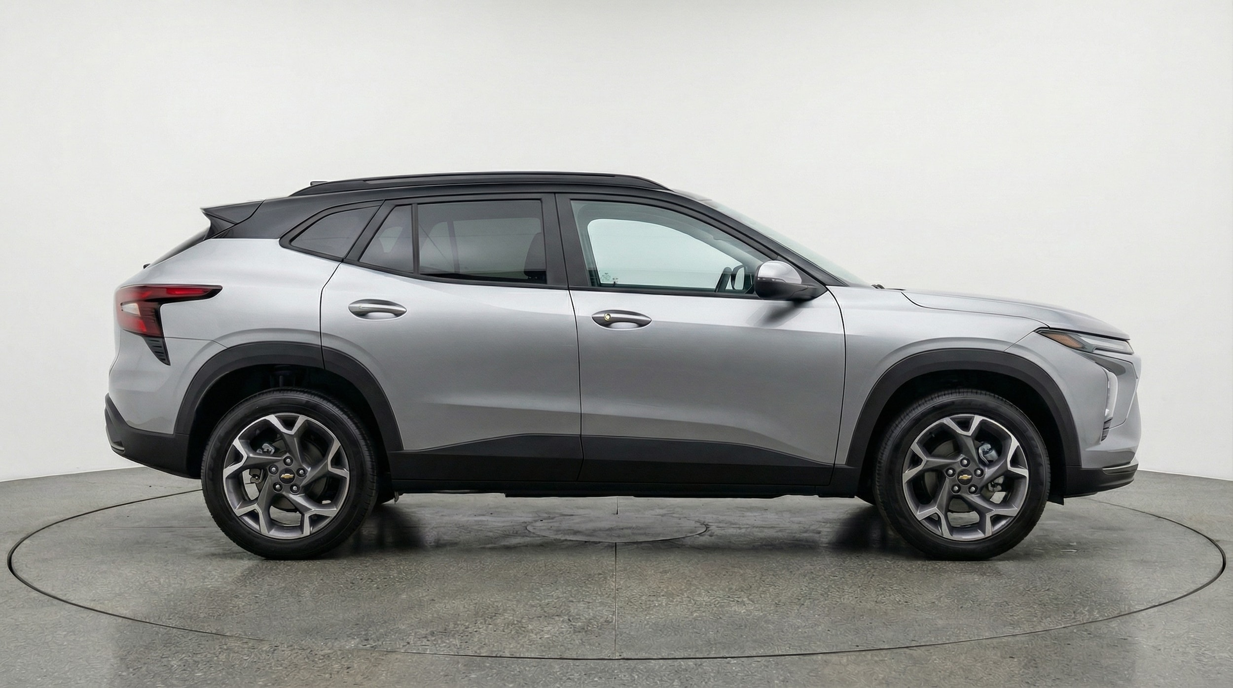 Thumbnail: 2025 Chevrolet Trax - 8