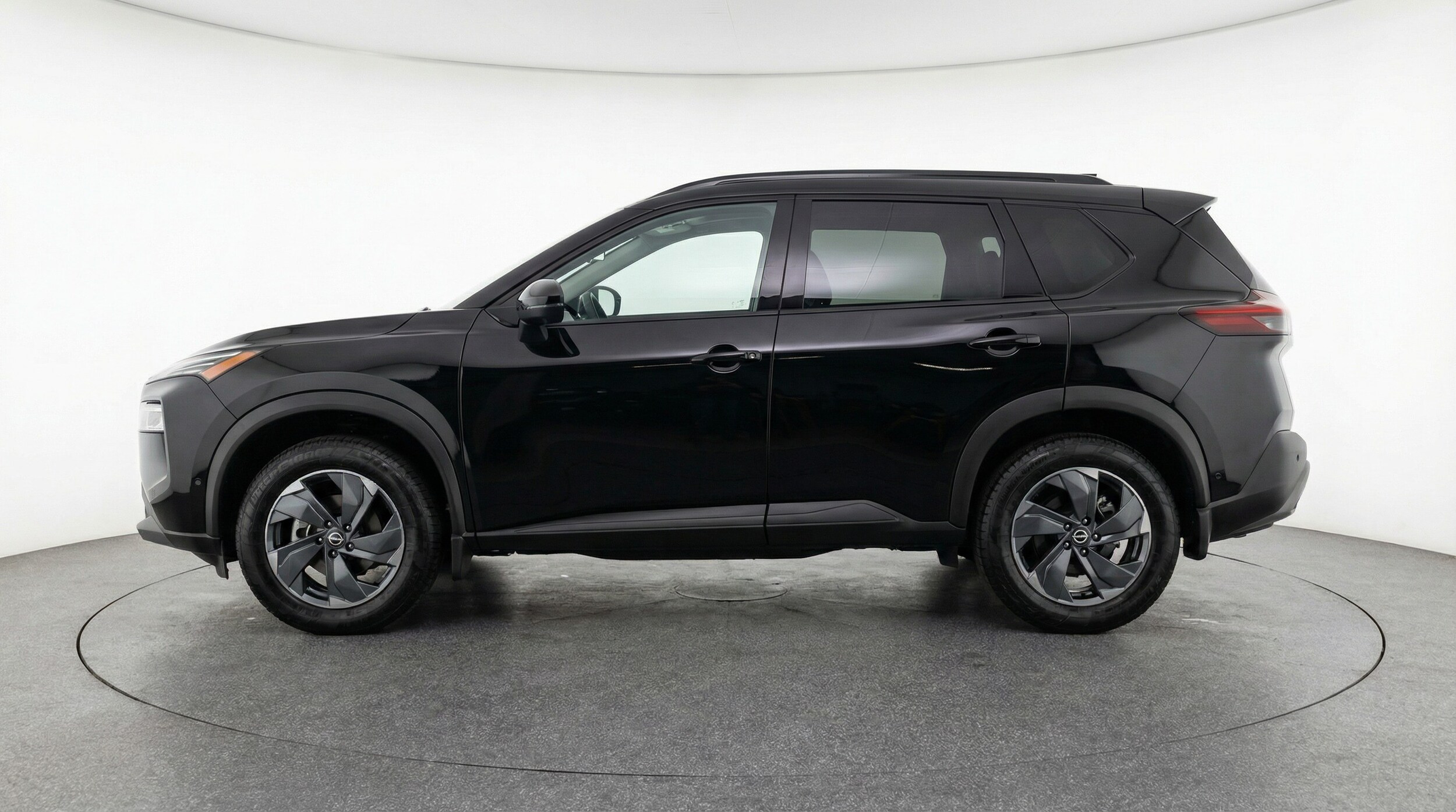 Thumbnail: 2025 Nissan Rogue - 4