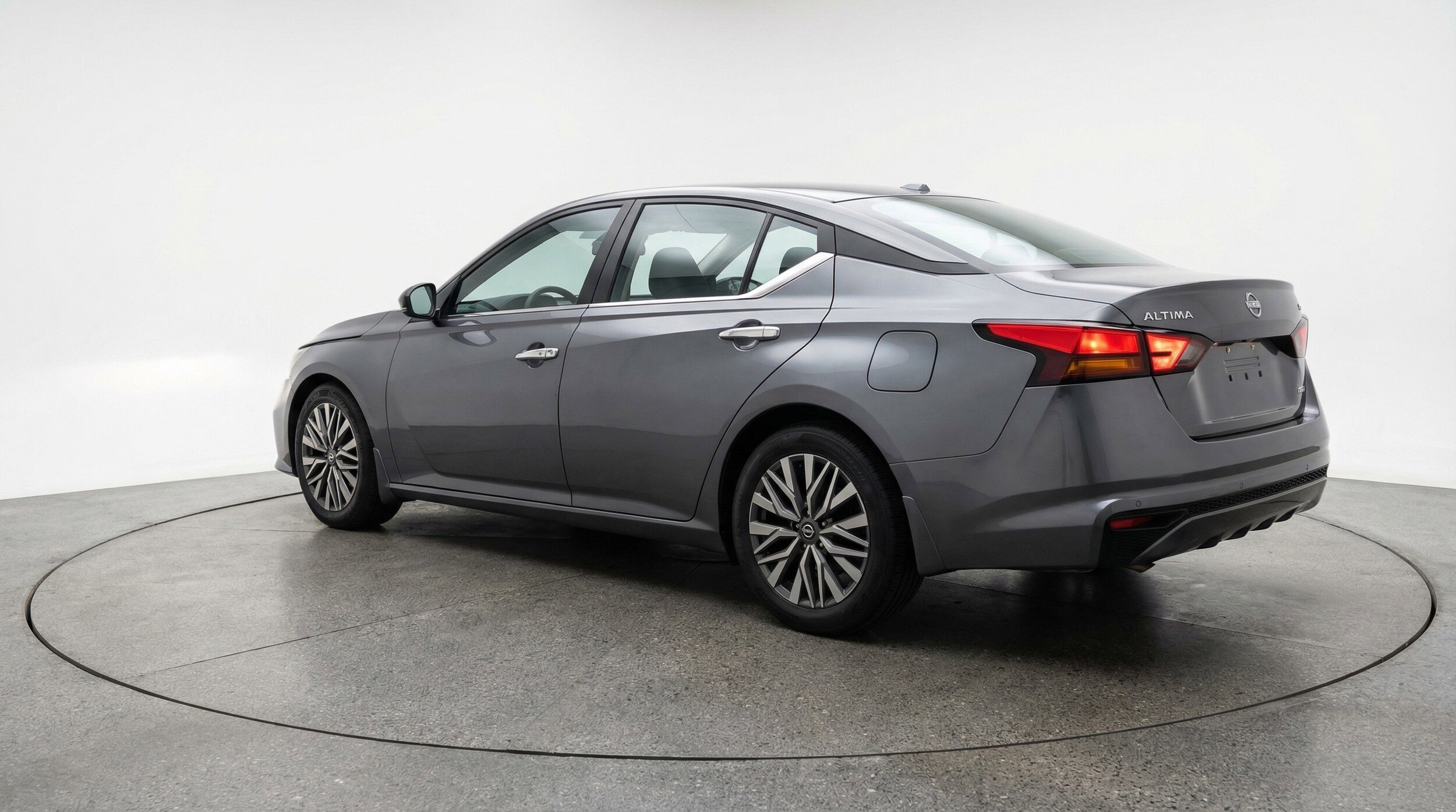 Thumbnail: 2025 Nissan Altima - 6