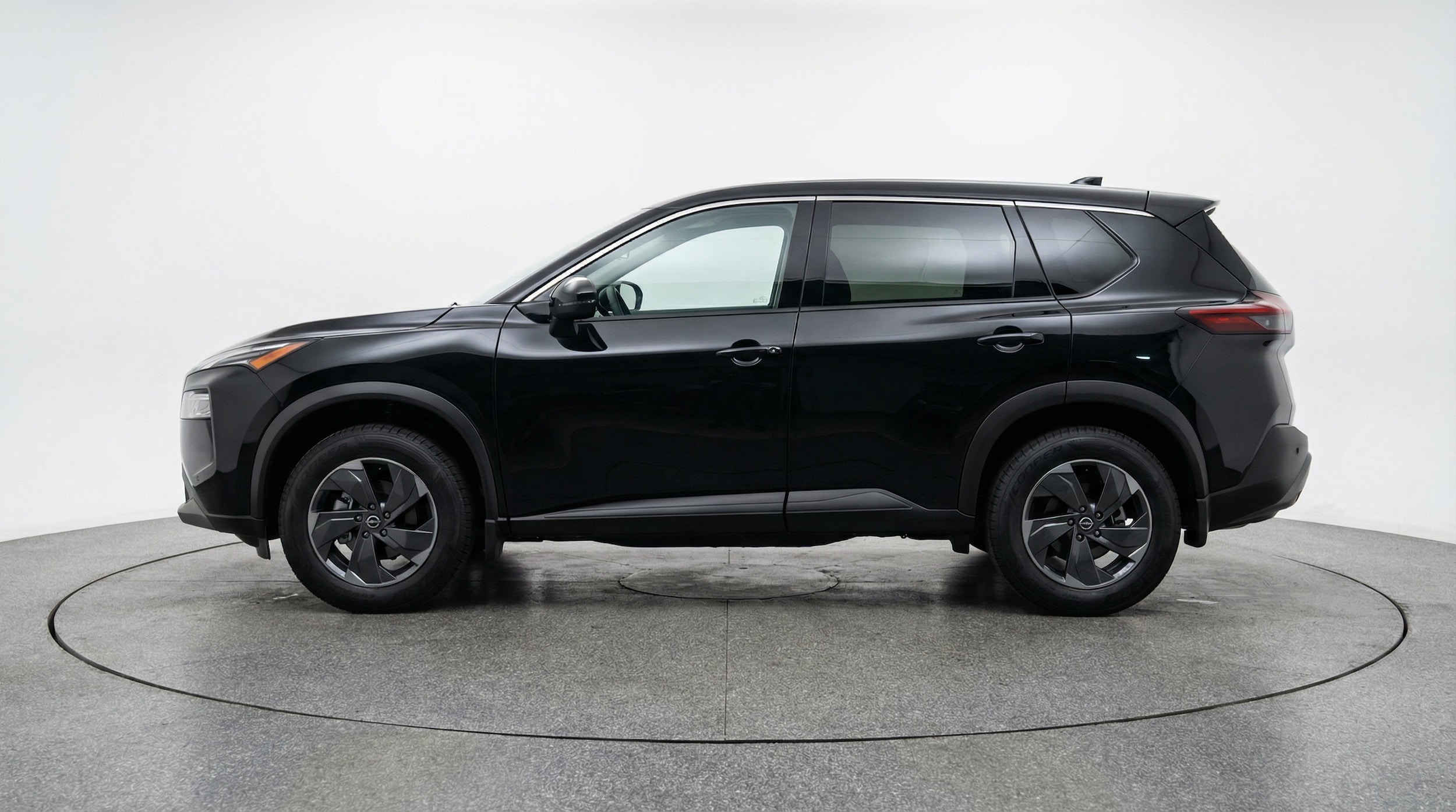 Thumbnail: 2025 Nissan Rogue - 4