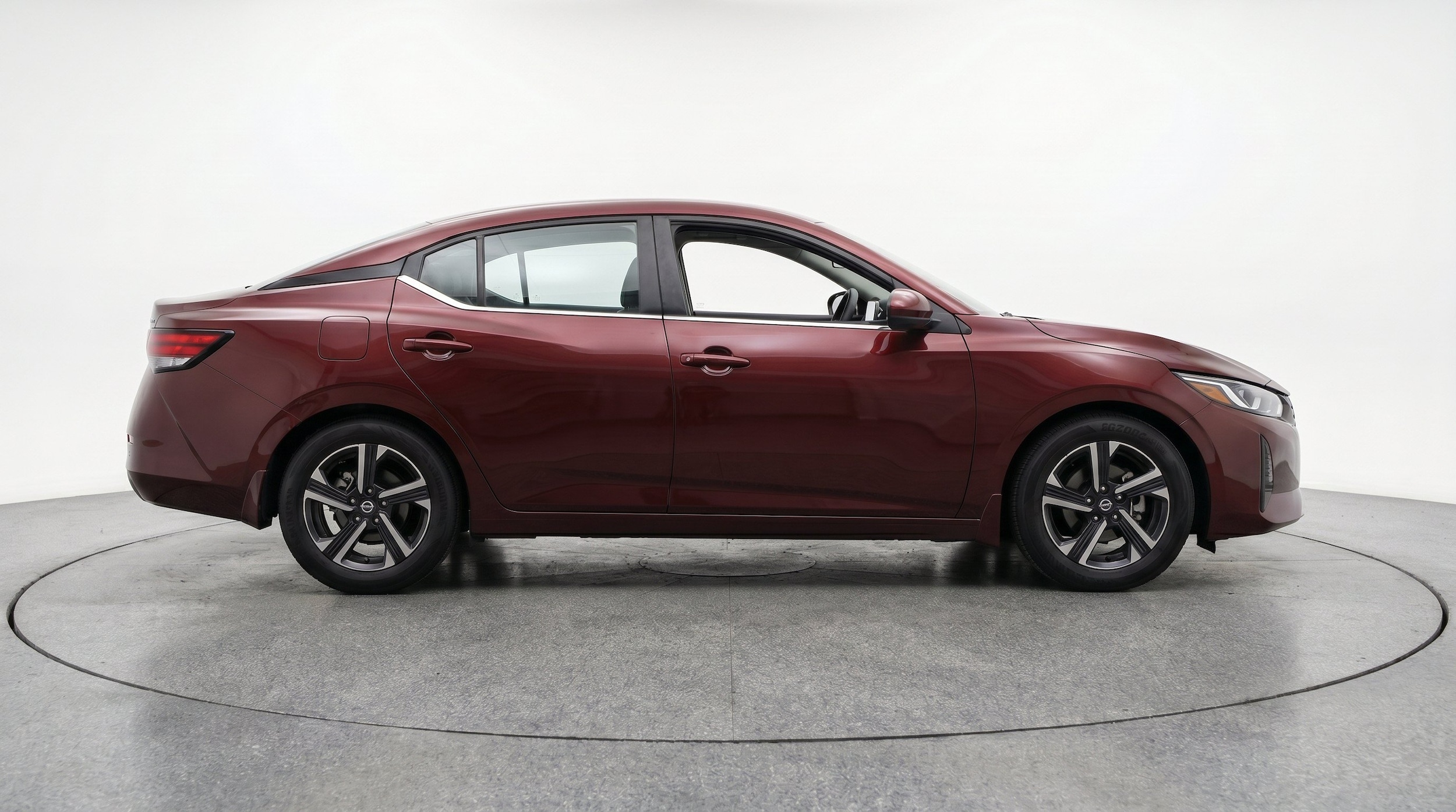Thumbnail: 2025 Nissan Sentra - 11