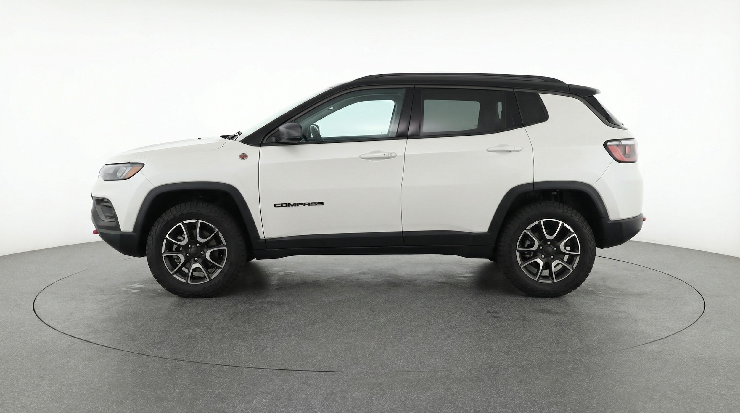 Thumbnail: 2025 Jeep Compass - 4
