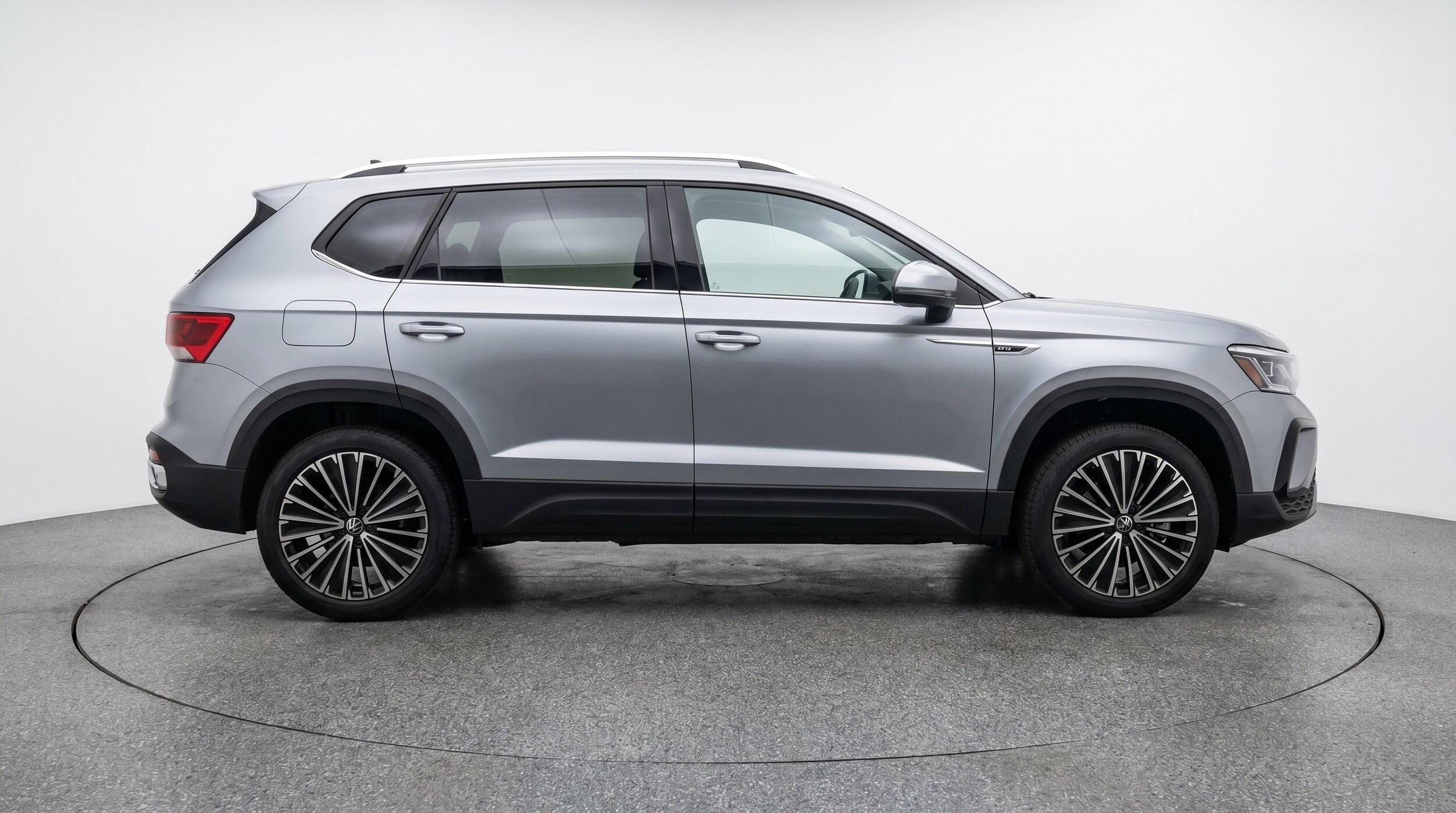 Thumbnail: 2025 Volkswagen Taos - 11