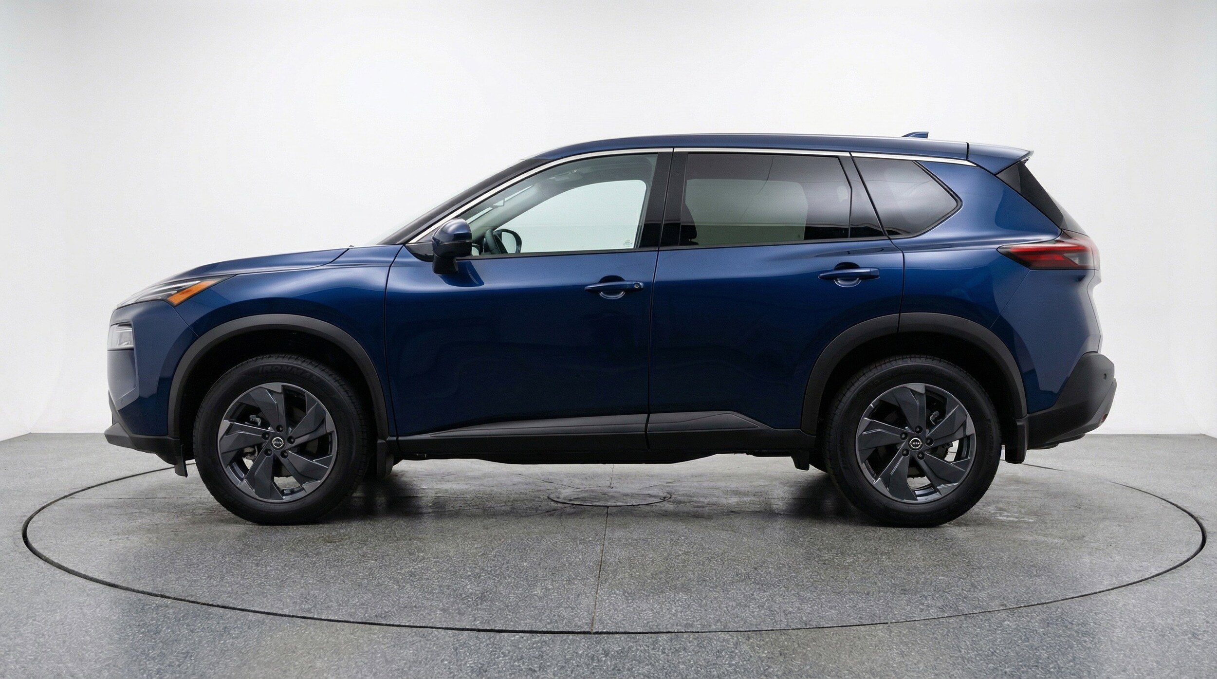Thumbnail: 2025 Nissan Rogue - 5