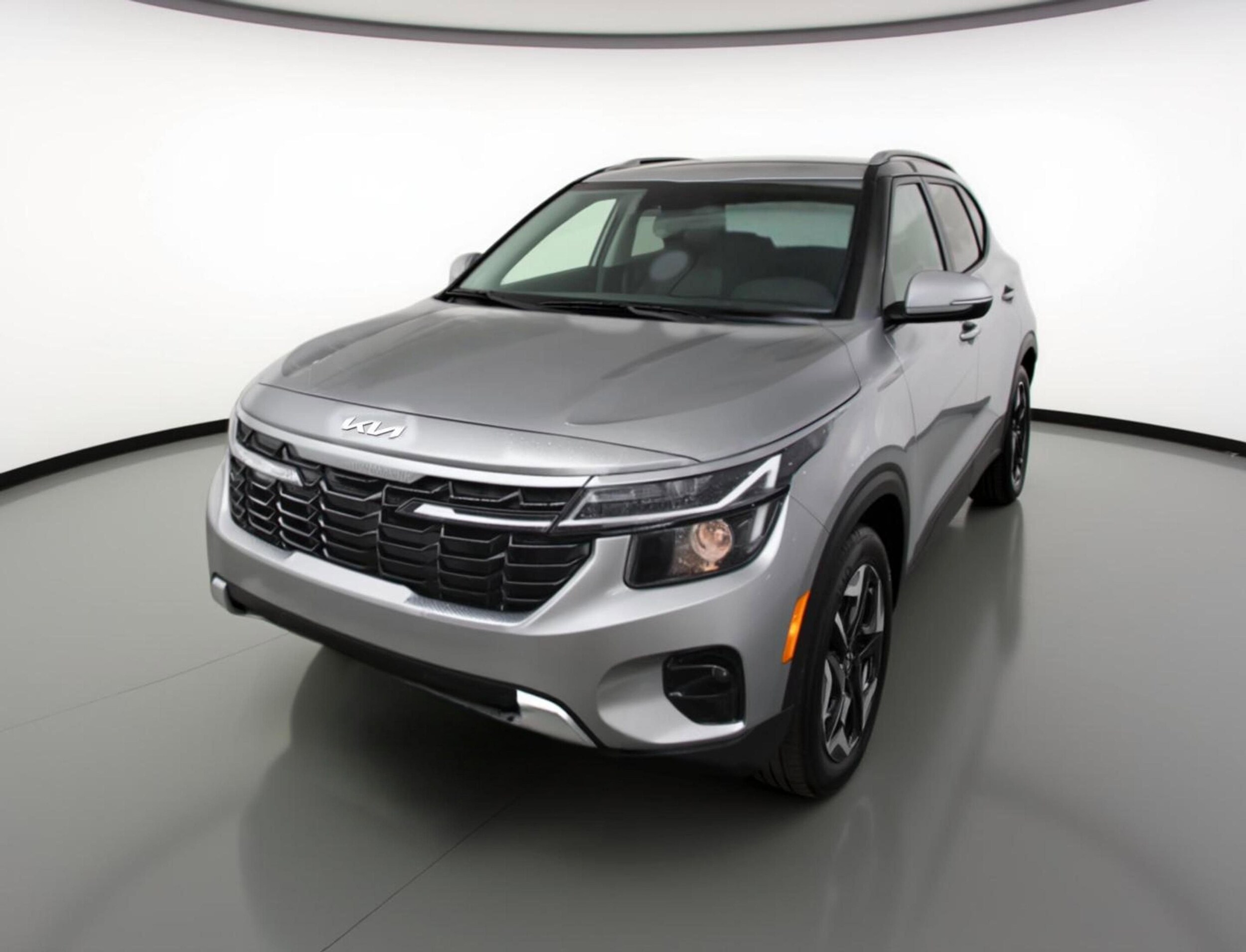 Thumbnail: 2025 Kia Seltos - 3