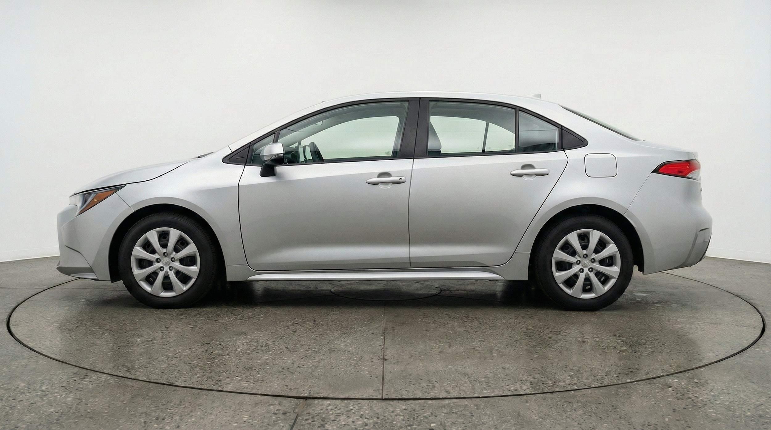 Thumbnail: 2025 Toyota Corolla - 5