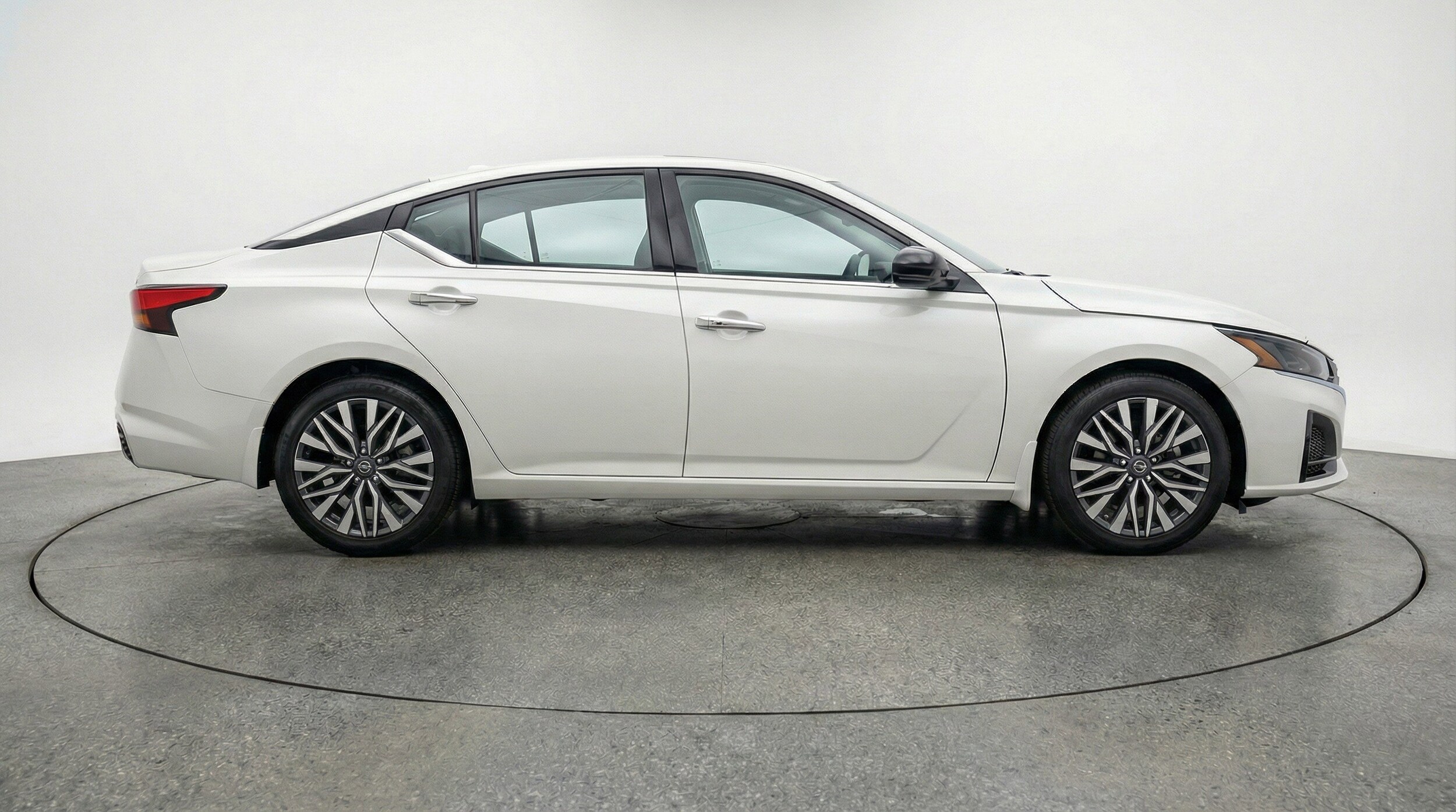 Thumbnail: 2025 Nissan Altima - 11