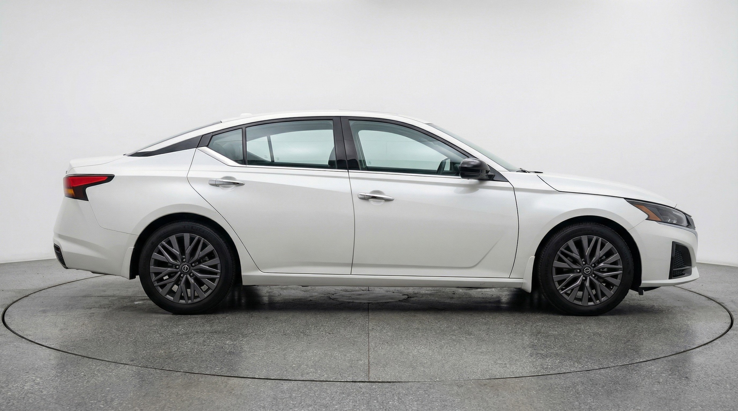 Thumbnail: 2025 Nissan Altima - 11