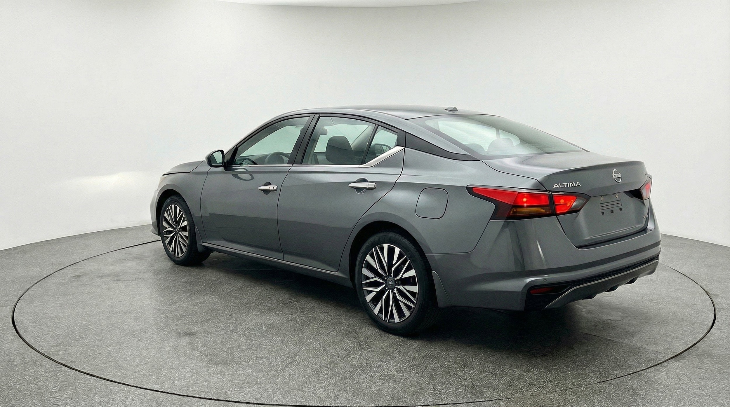 Thumbnail: 2025 Nissan Altima - 6