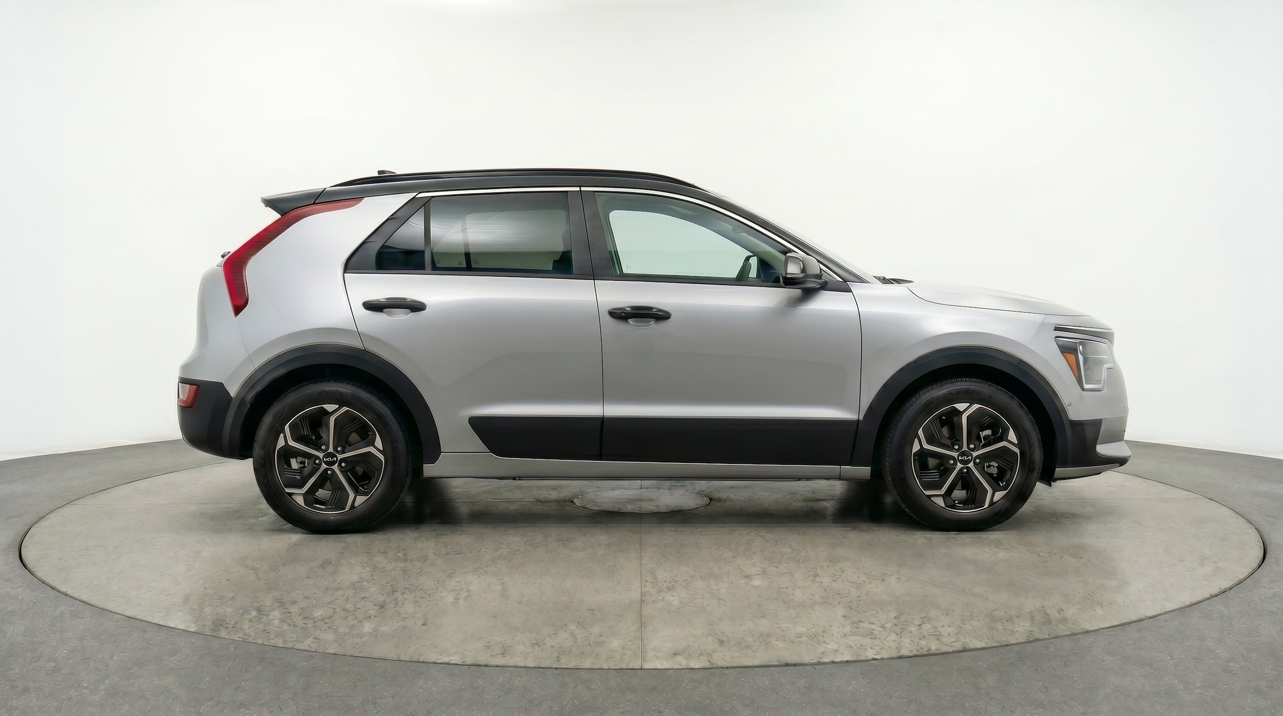 Thumbnail: 2026 Kia Niro - 11