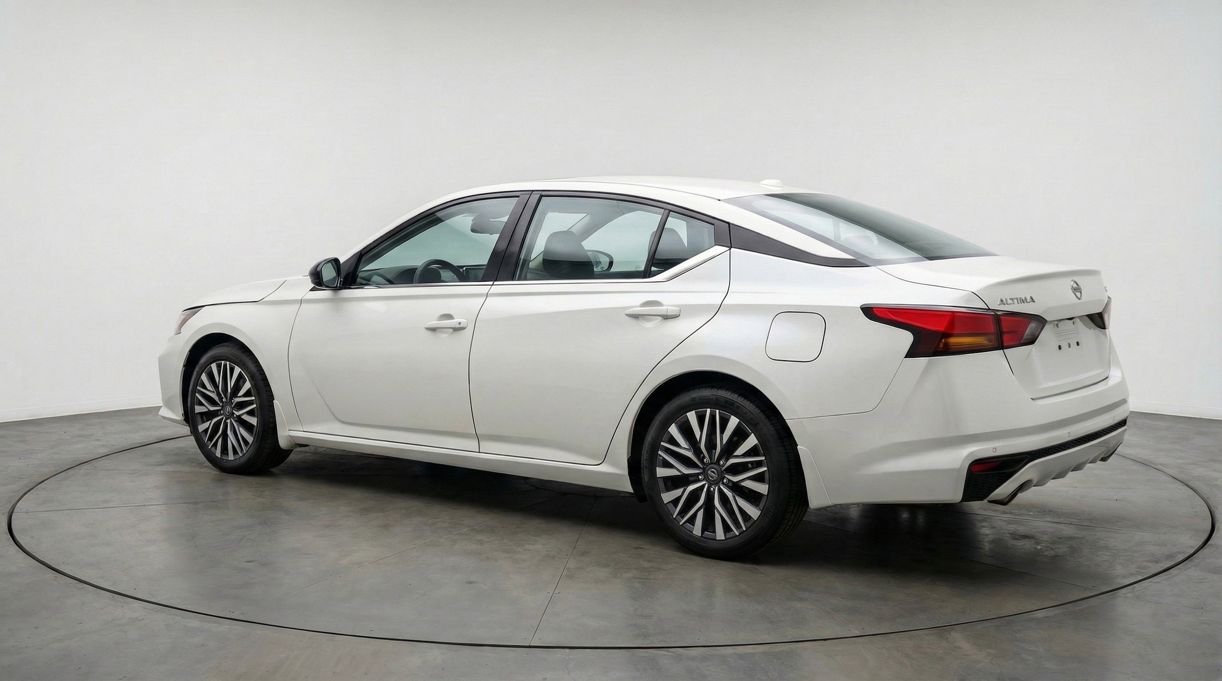 Thumbnail: 2025 Nissan Altima - 6