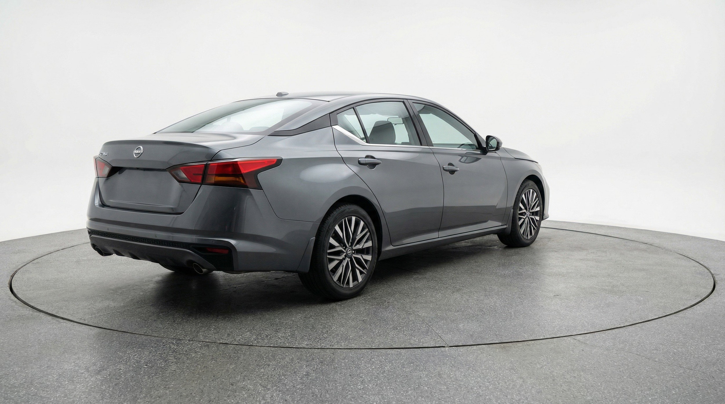 Thumbnail: 2025 Nissan Altima - 9