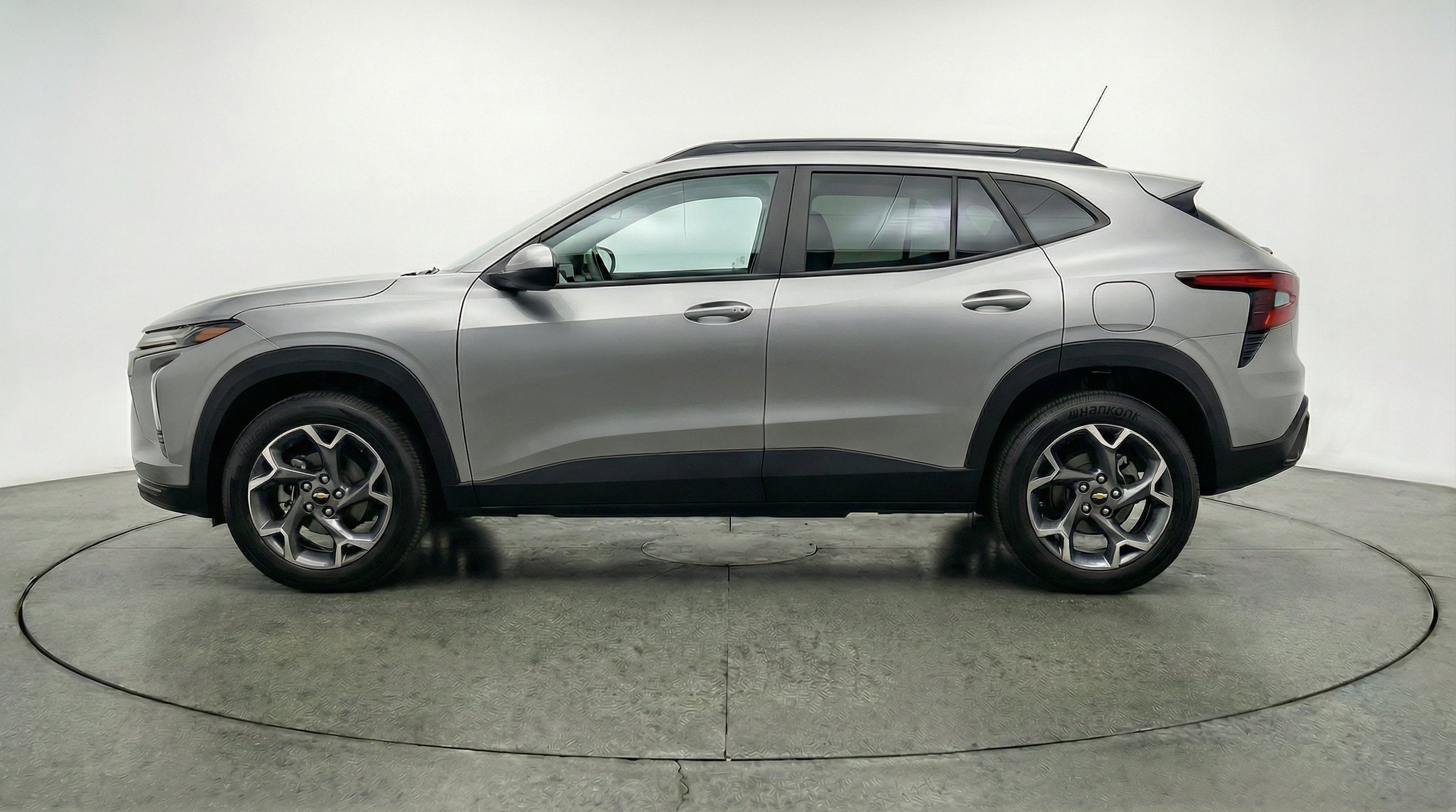 Thumbnail: 2025 Chevrolet Trax - 5