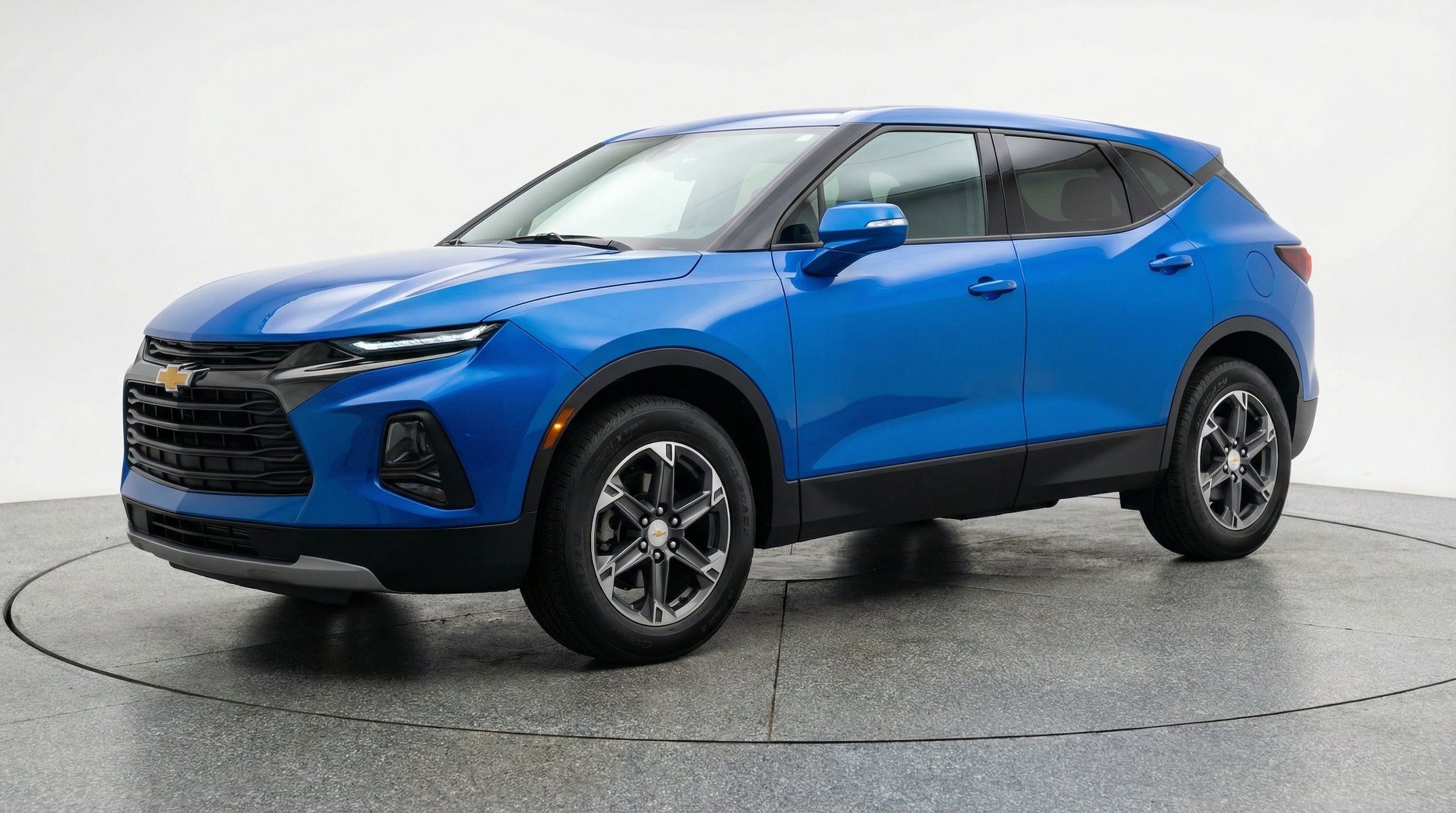 Thumbnail: 2025 Chevrolet Blazer - 3