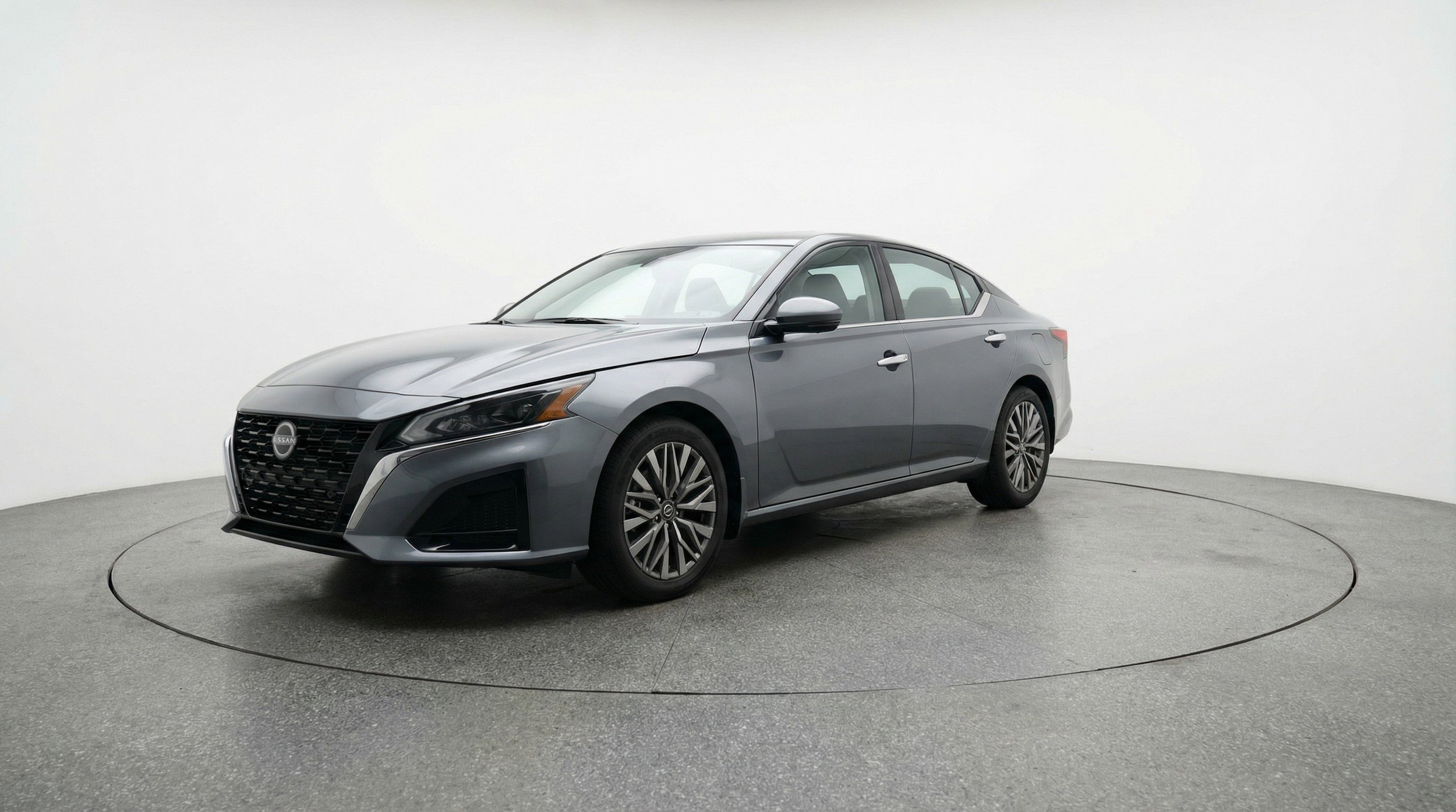 Thumbnail: 2025 Nissan Altima - 3