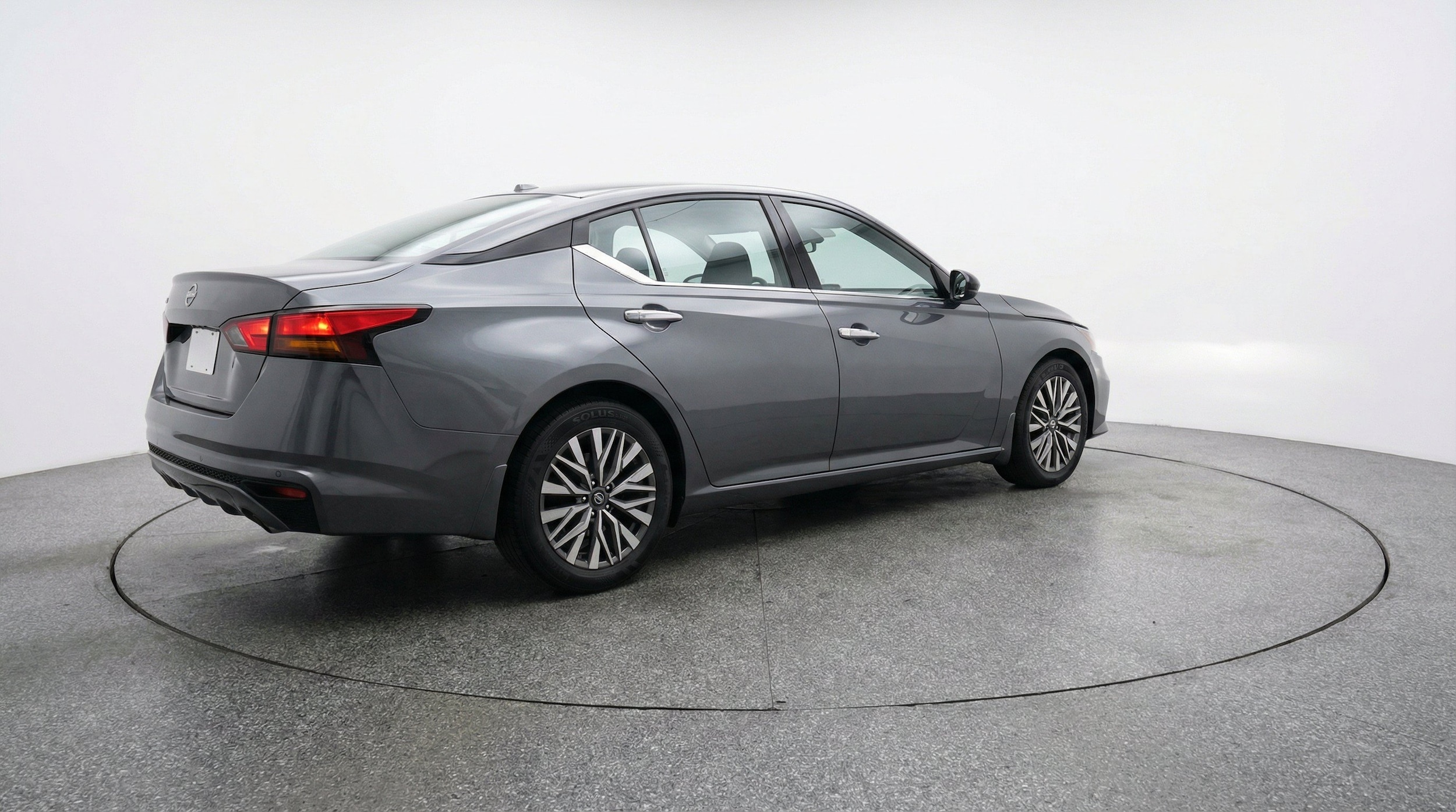 Thumbnail: 2025 Nissan Altima - 9