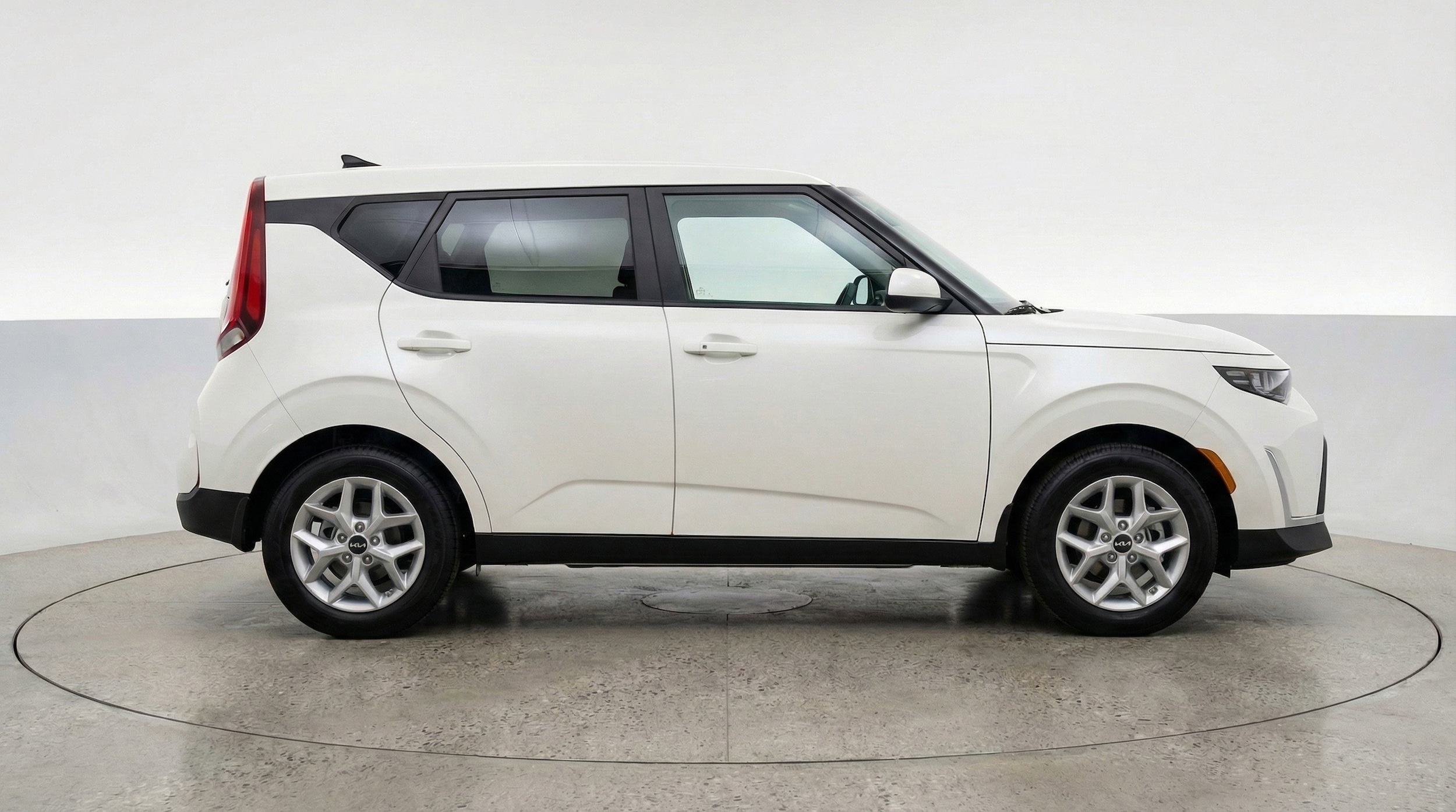 Thumbnail: 2025 Kia Soul - 11