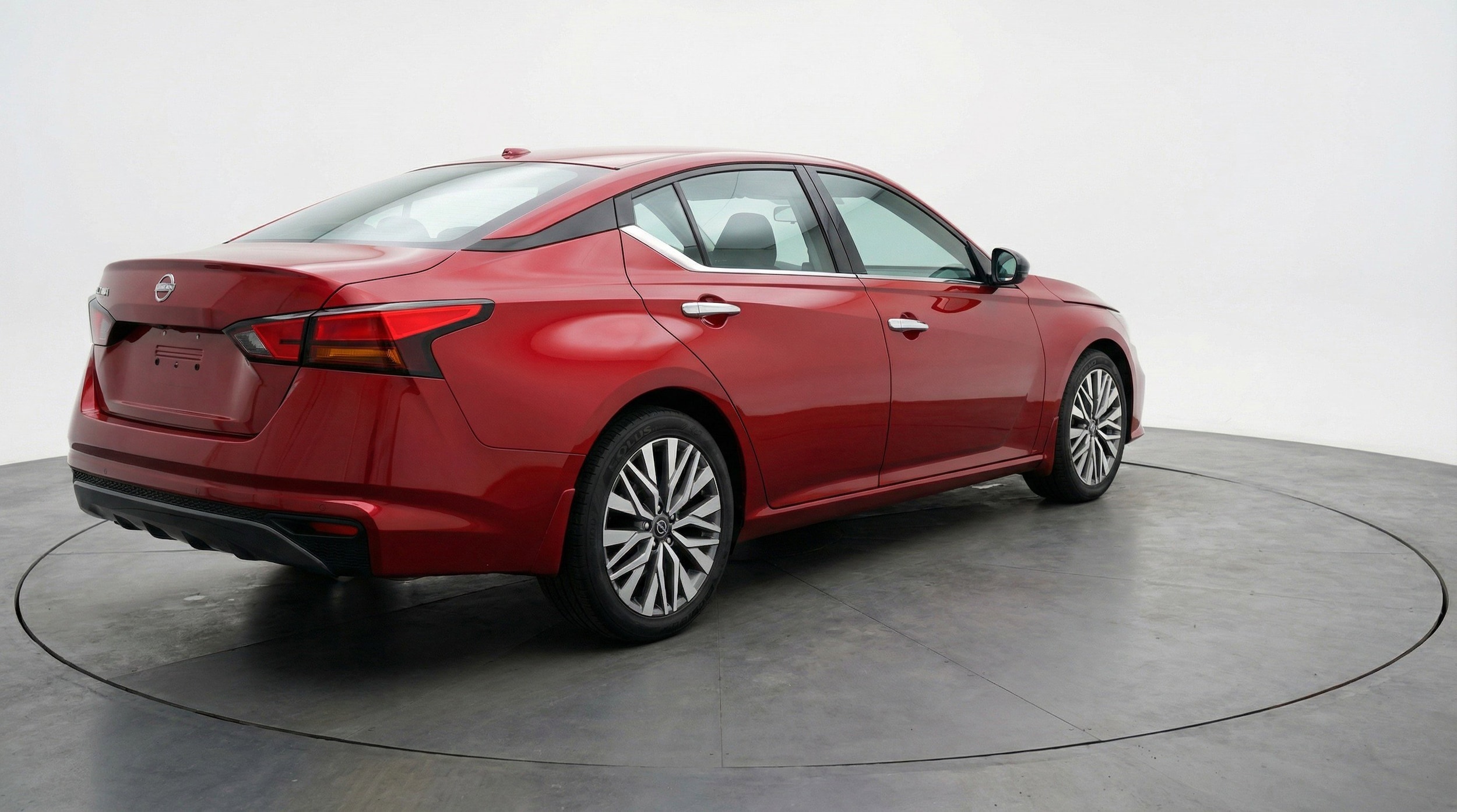 Thumbnail: 2025 Nissan Altima - 9