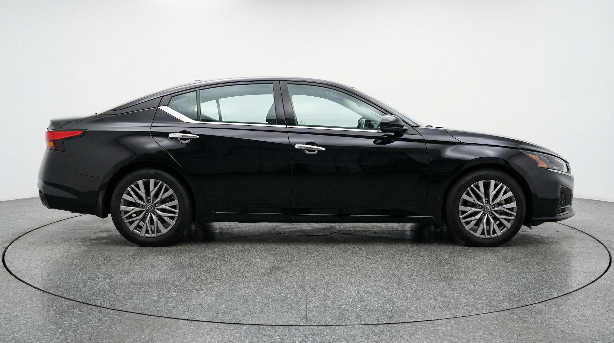 Thumbnail: 2025 Nissan Altima - 11