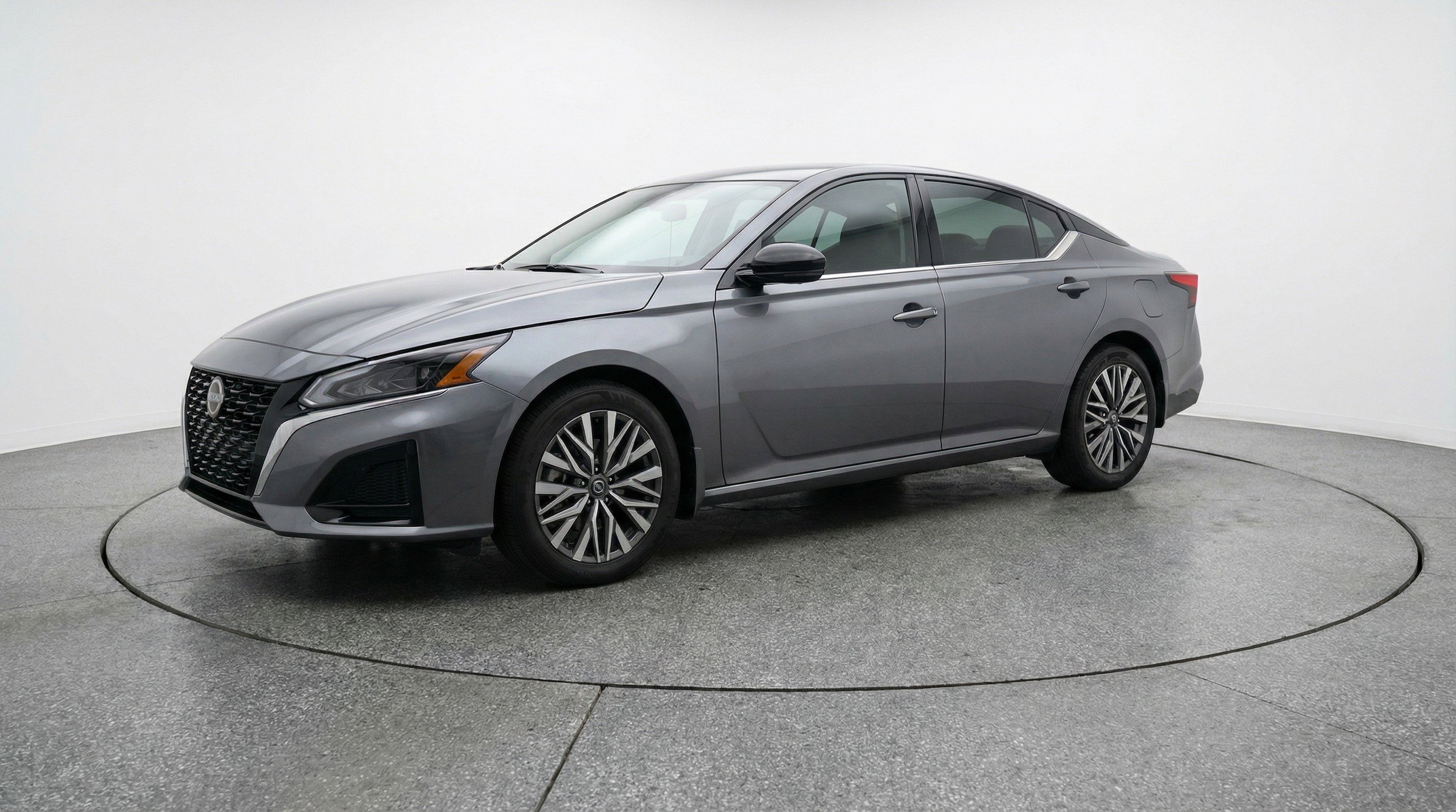 Thumbnail: 2025 Nissan Altima - 3