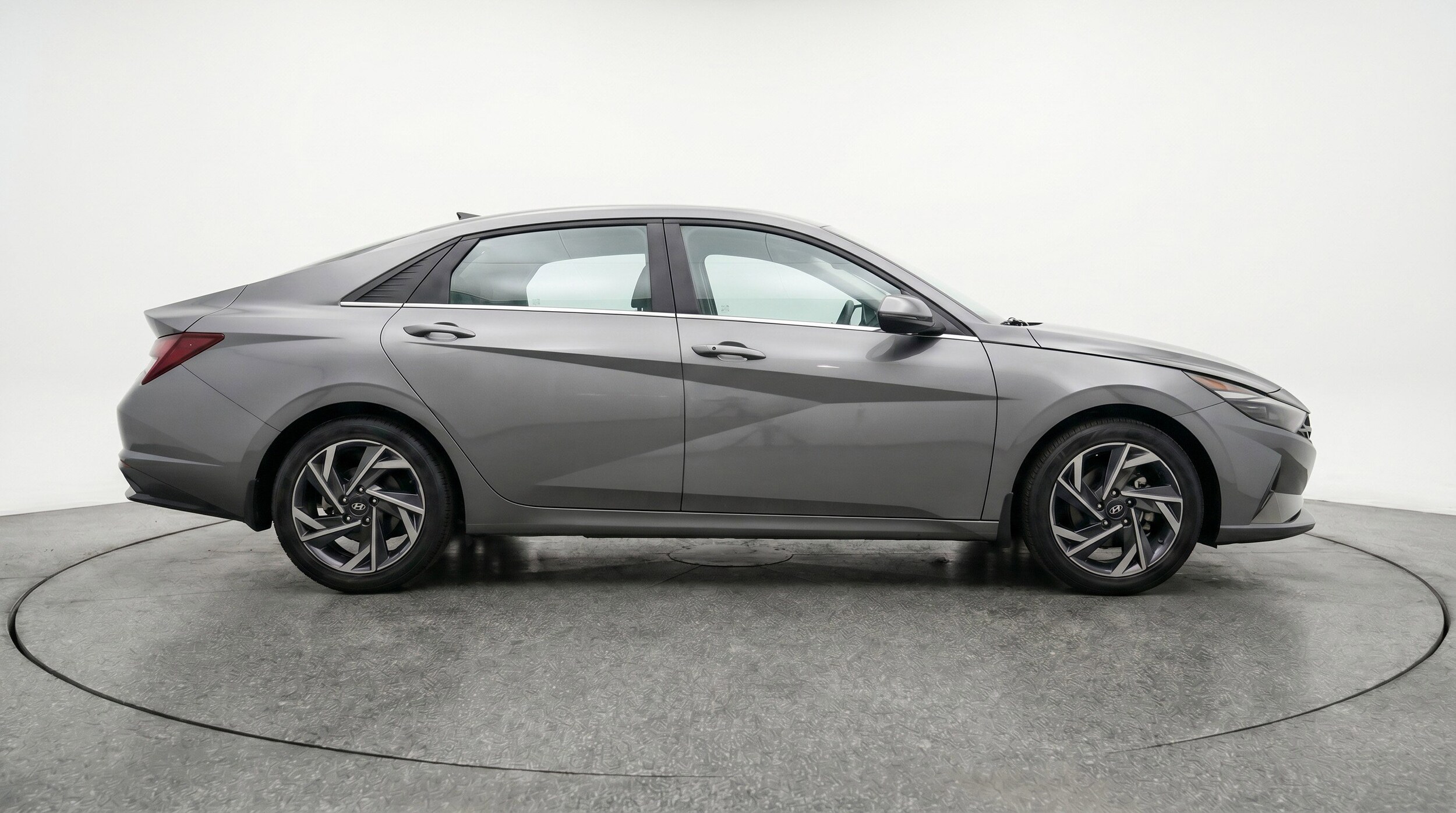 Thumbnail: 2025 Hyundai Elantra - 11