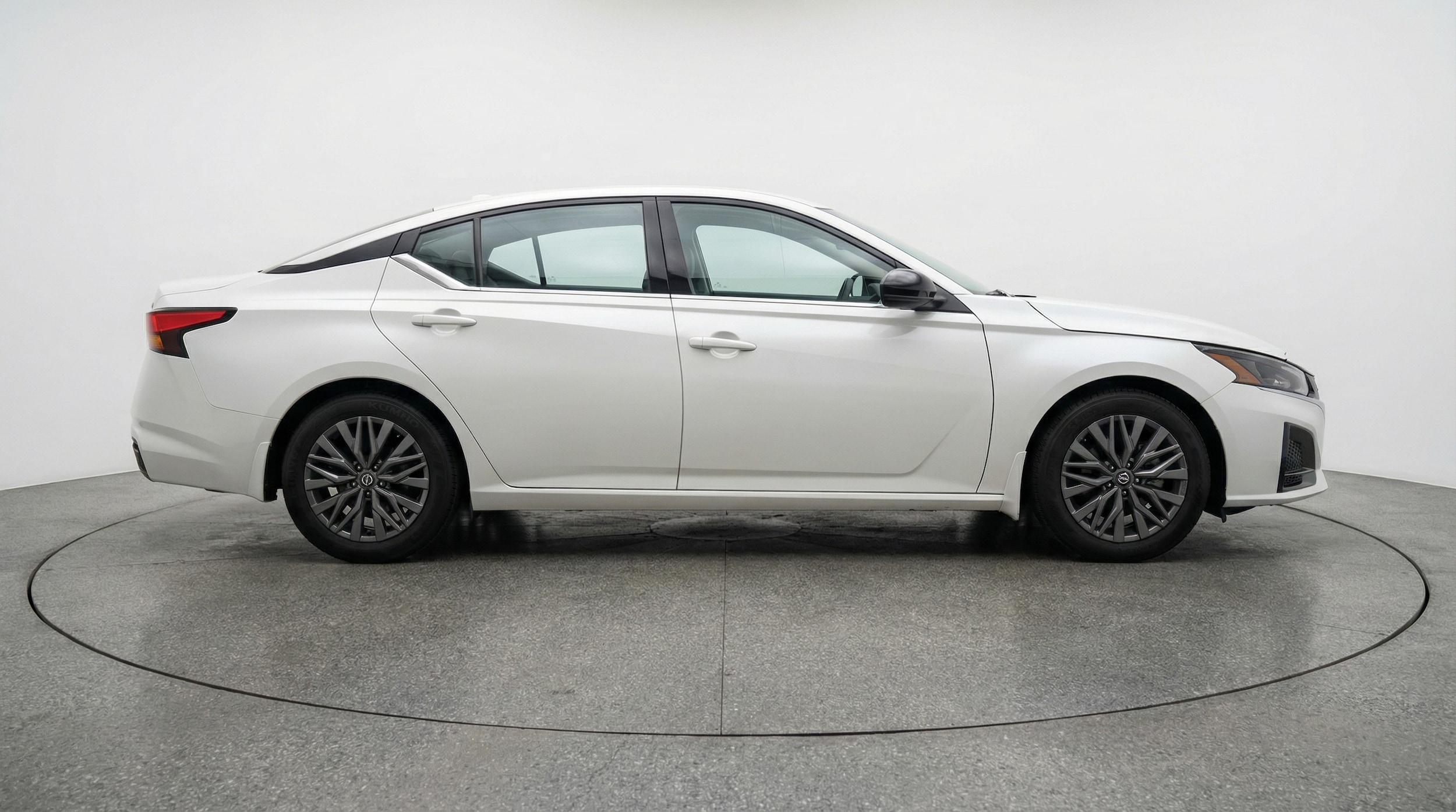 Thumbnail: 2025 Nissan Altima - 8