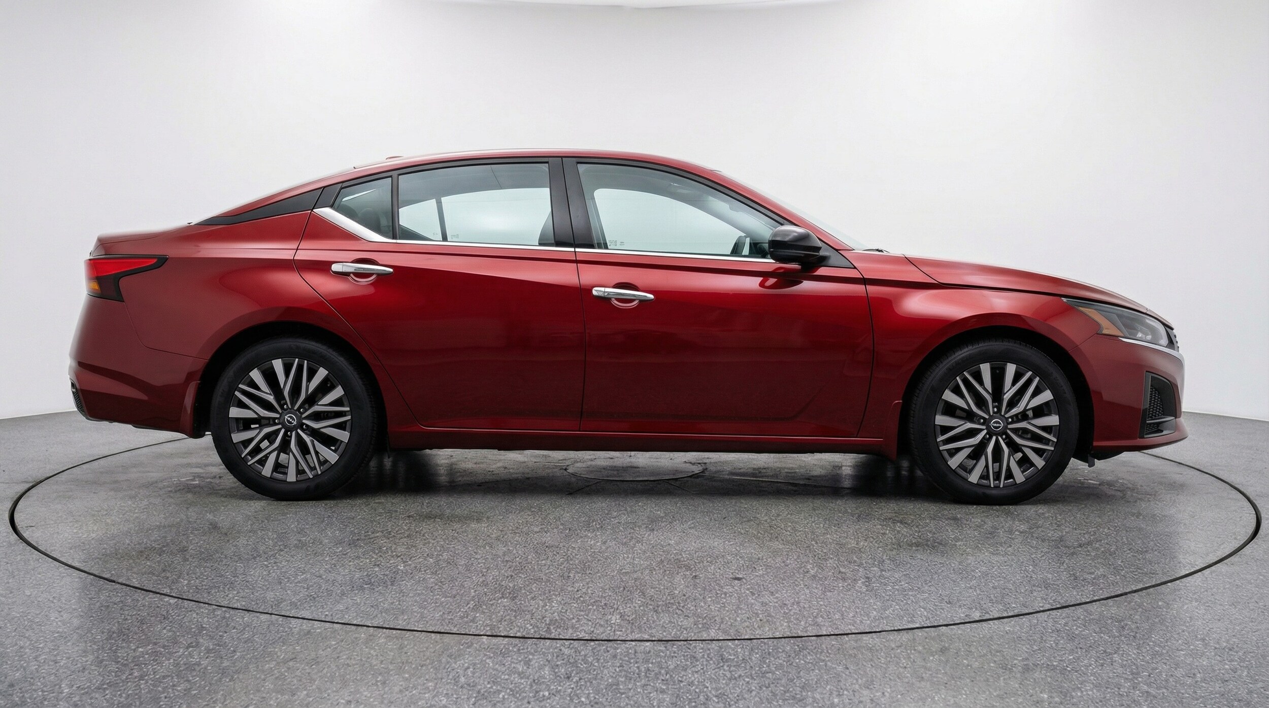 Thumbnail: 2025 Nissan Altima - 8