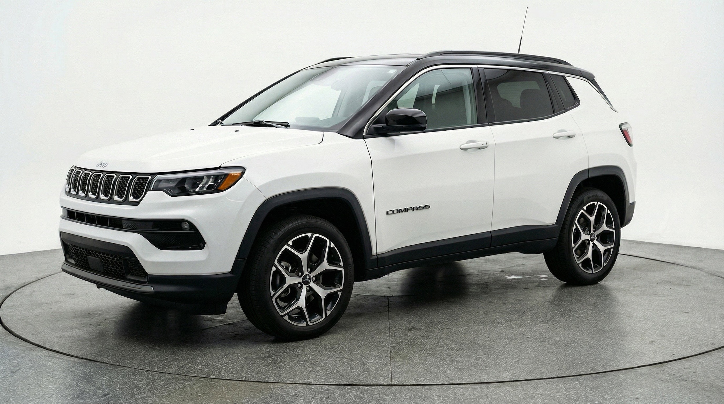 Thumbnail: 2025 Jeep Compass - 3