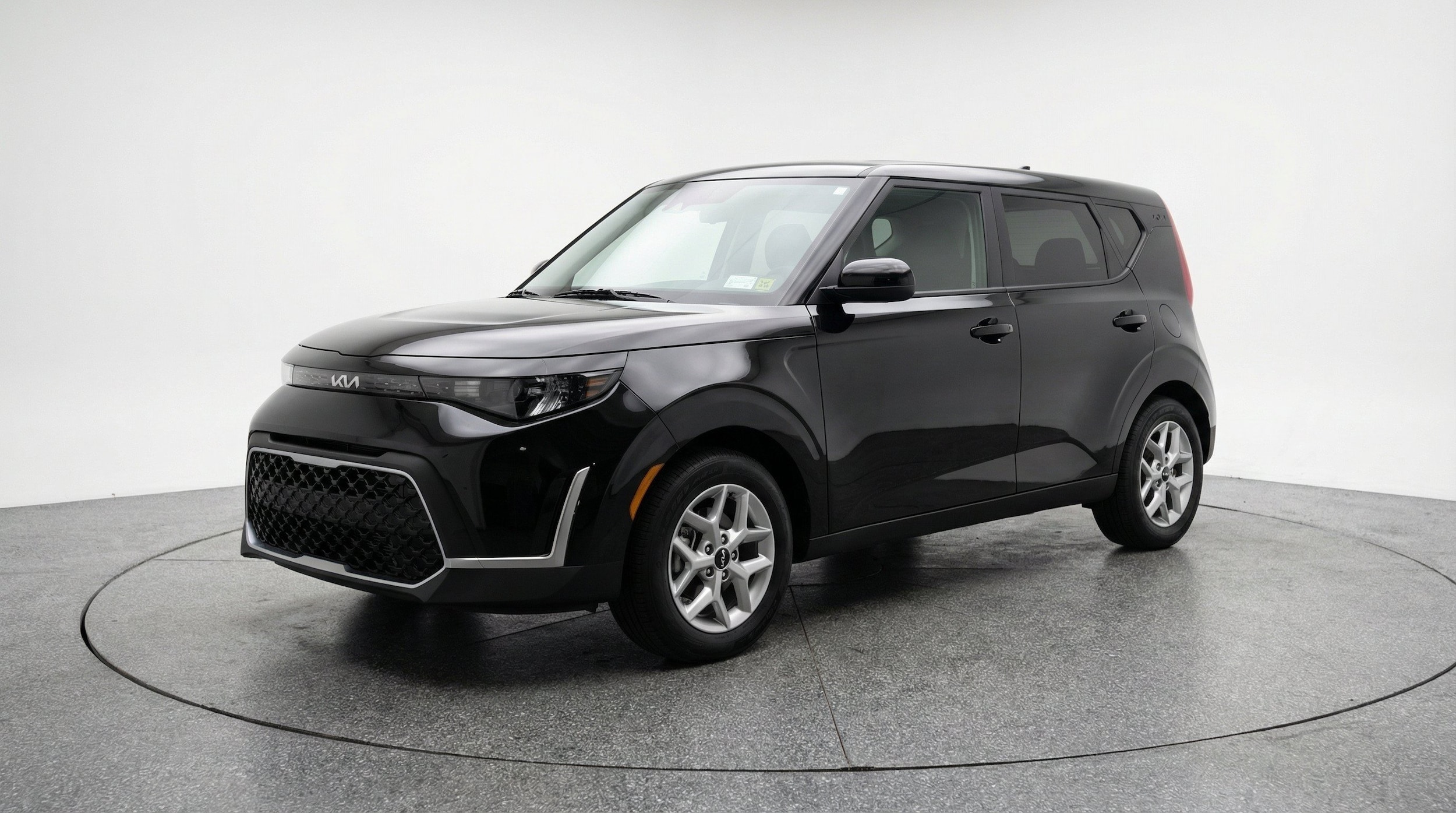 Thumbnail: 2025 Kia Soul - 3