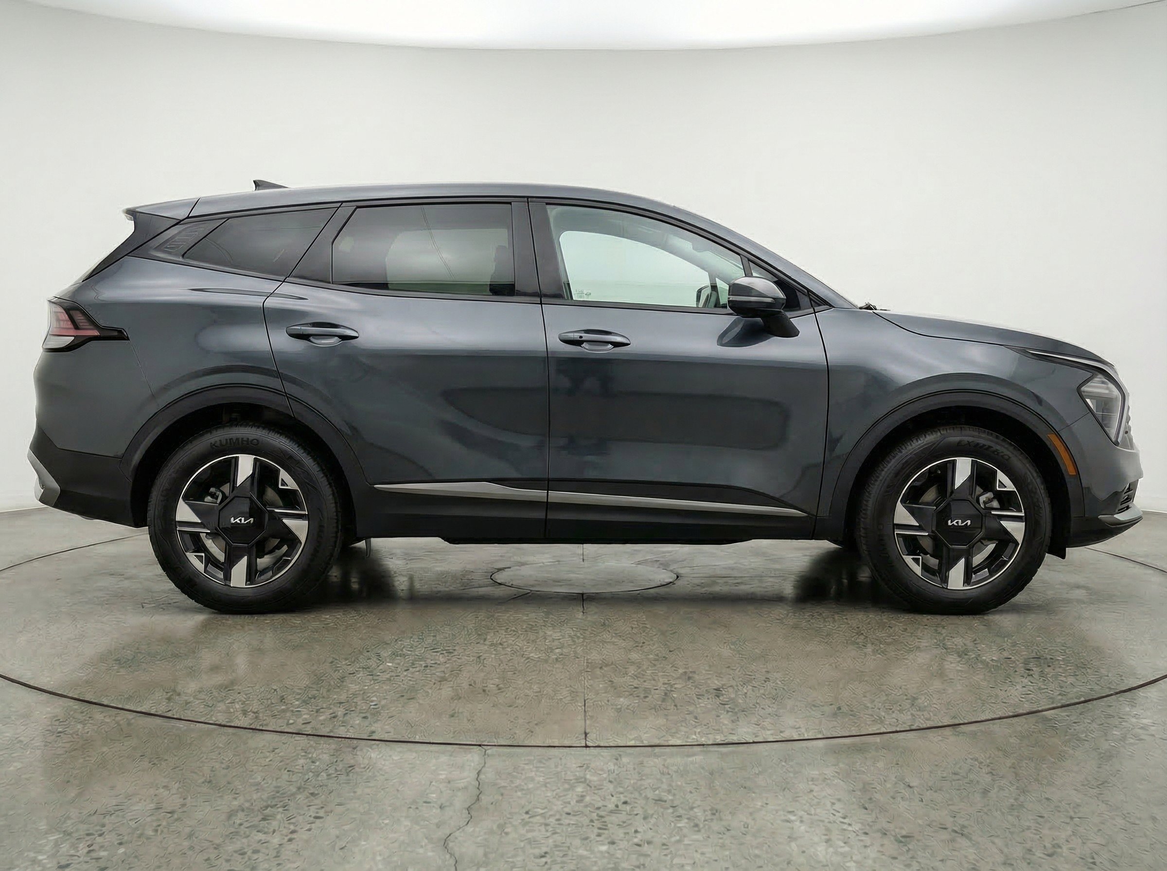 Thumbnail: 2026 Kia Sportage - 10