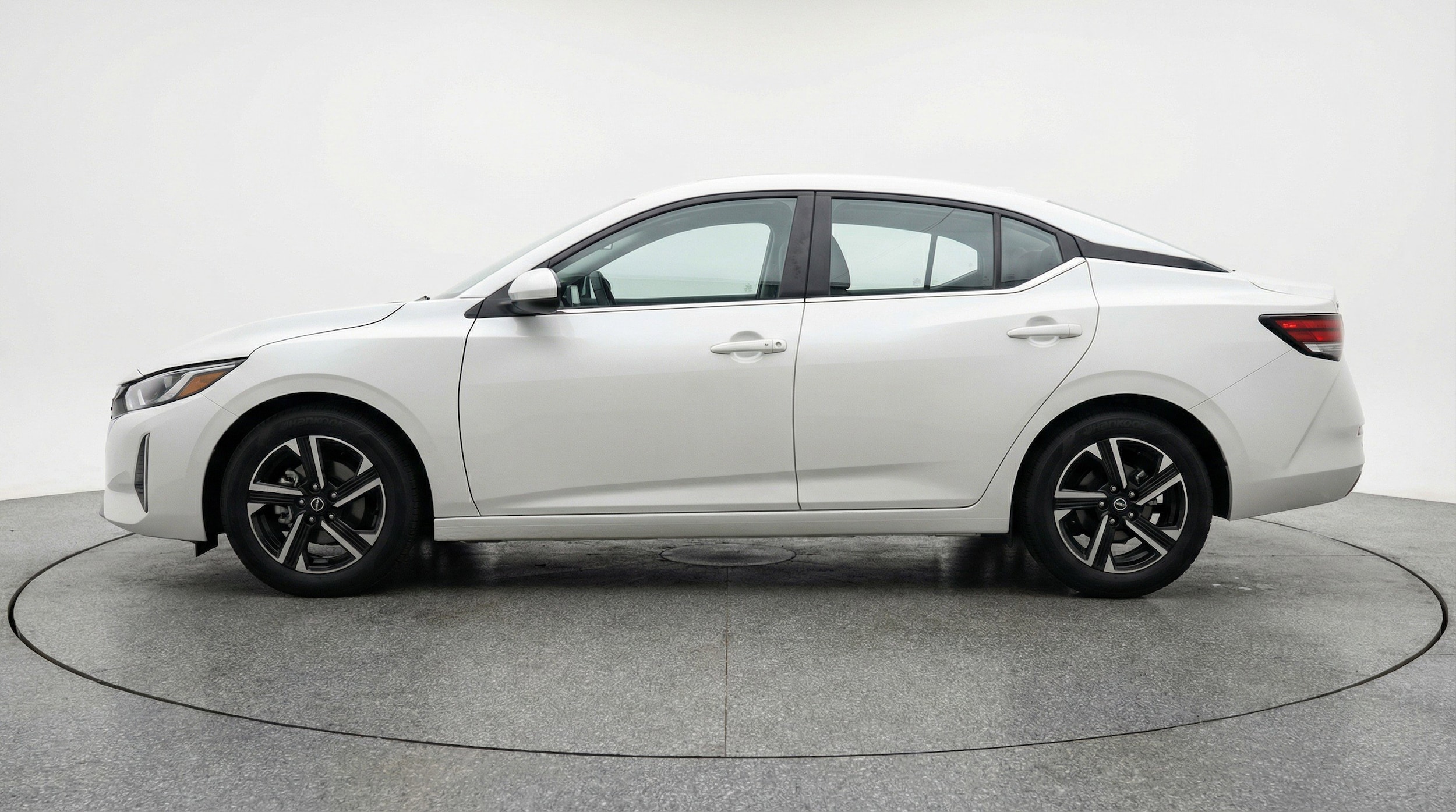 Thumbnail: 2025 Nissan Sentra - 5