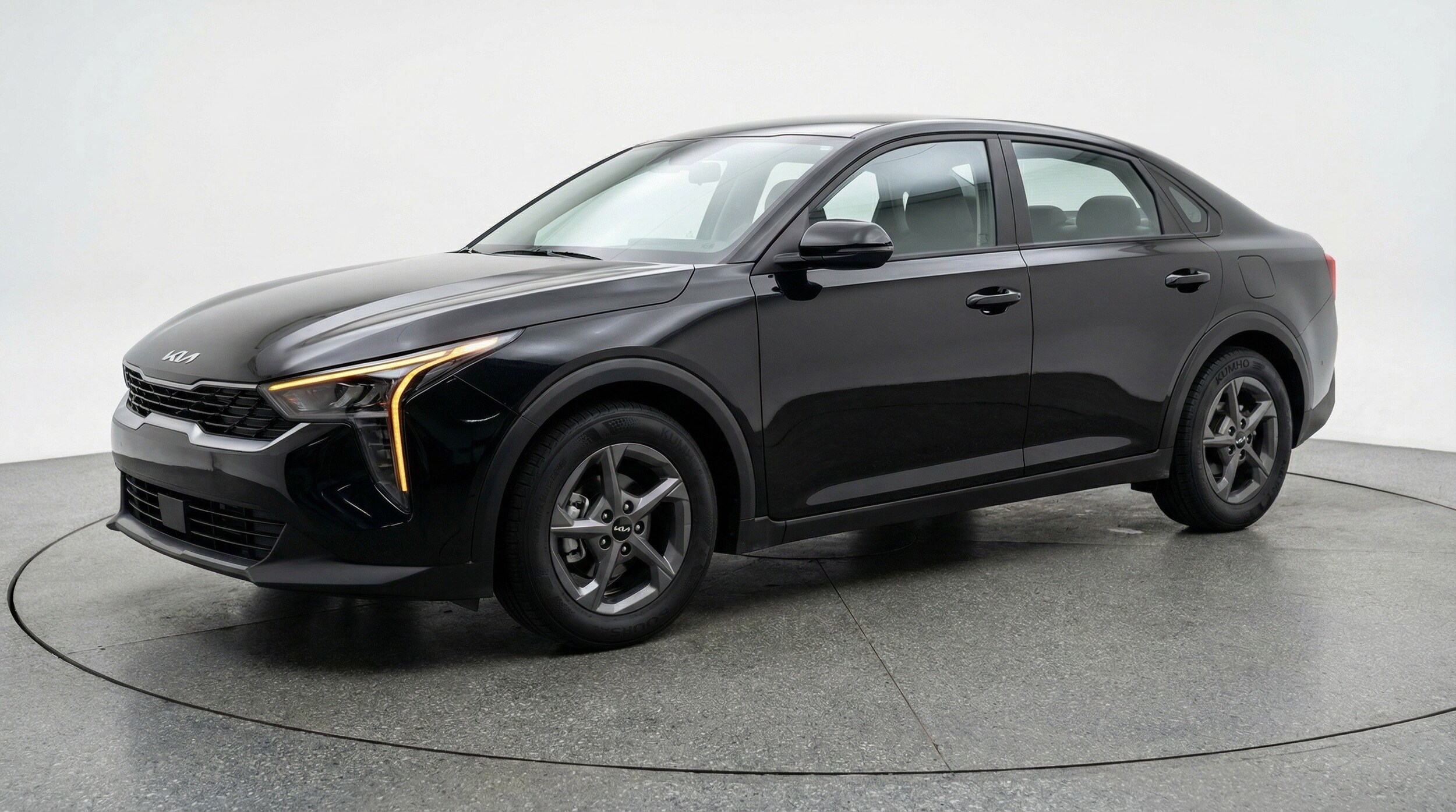 Thumbnail: 2025 Kia K4 - 3