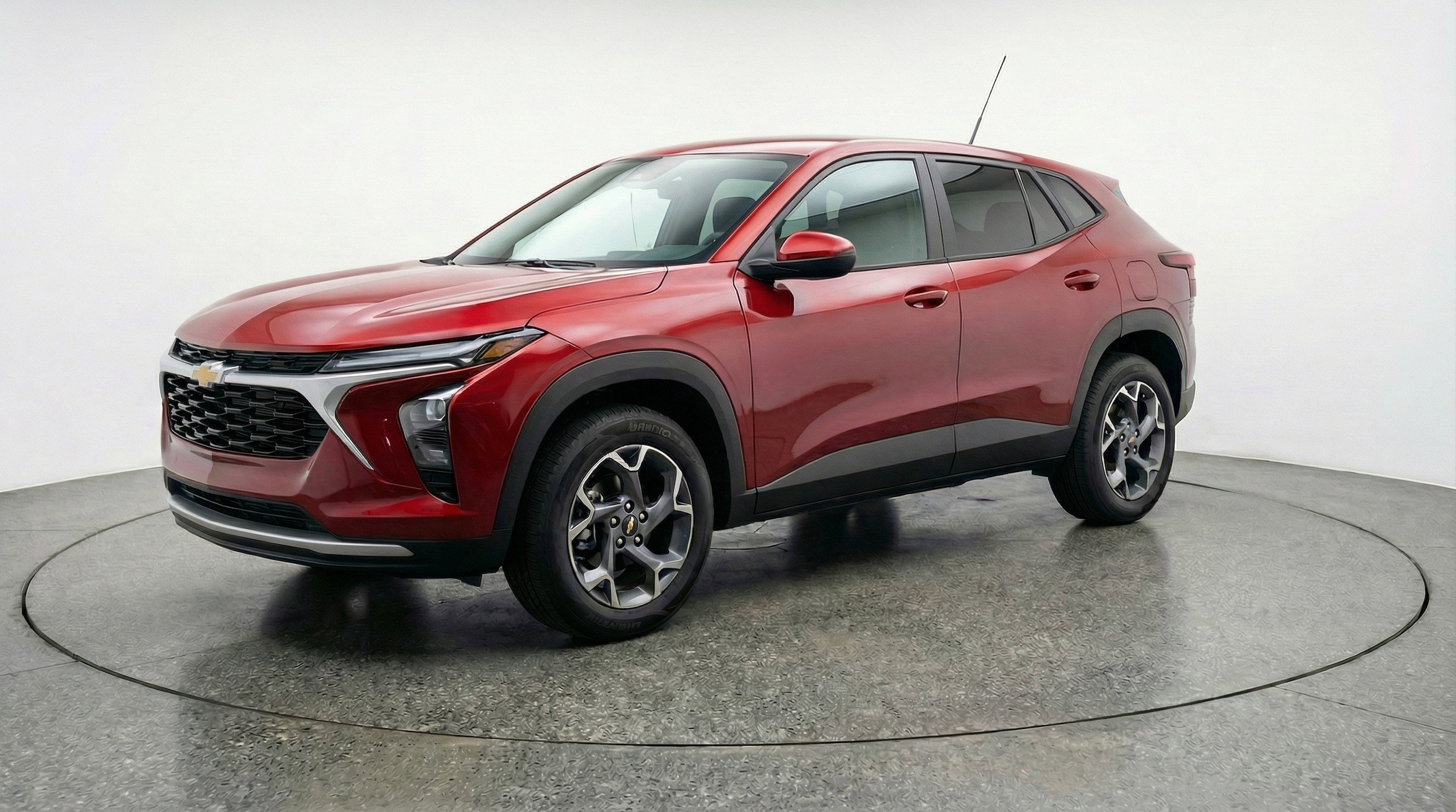 Thumbnail: 2025 Chevrolet Trax - 3